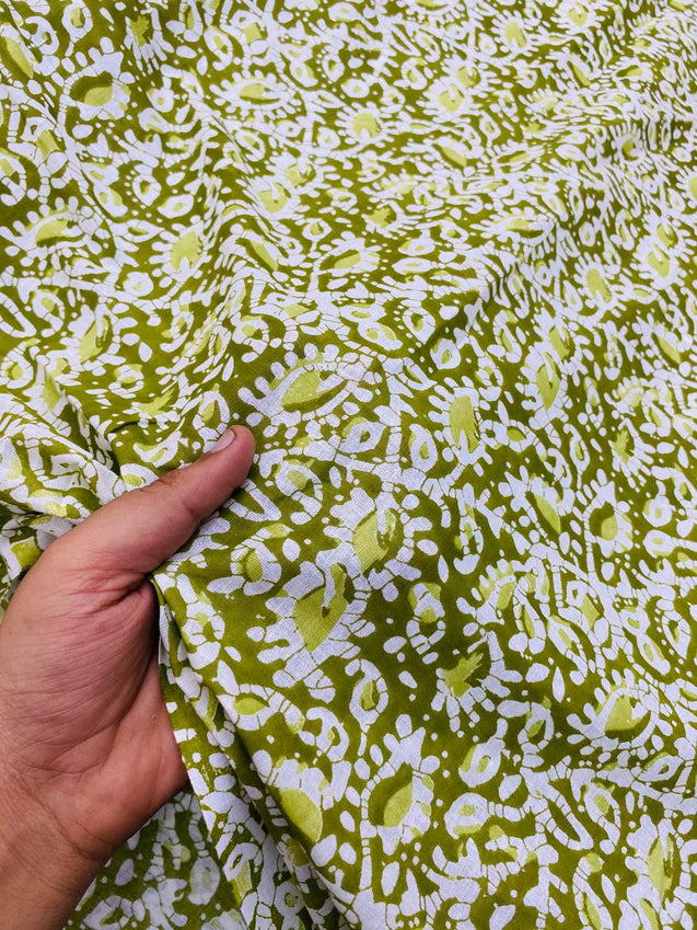 (2.5 Meter Cut SIZE) Most Premium Pure Cotton 80*80 Fabric With Digital PRINTED