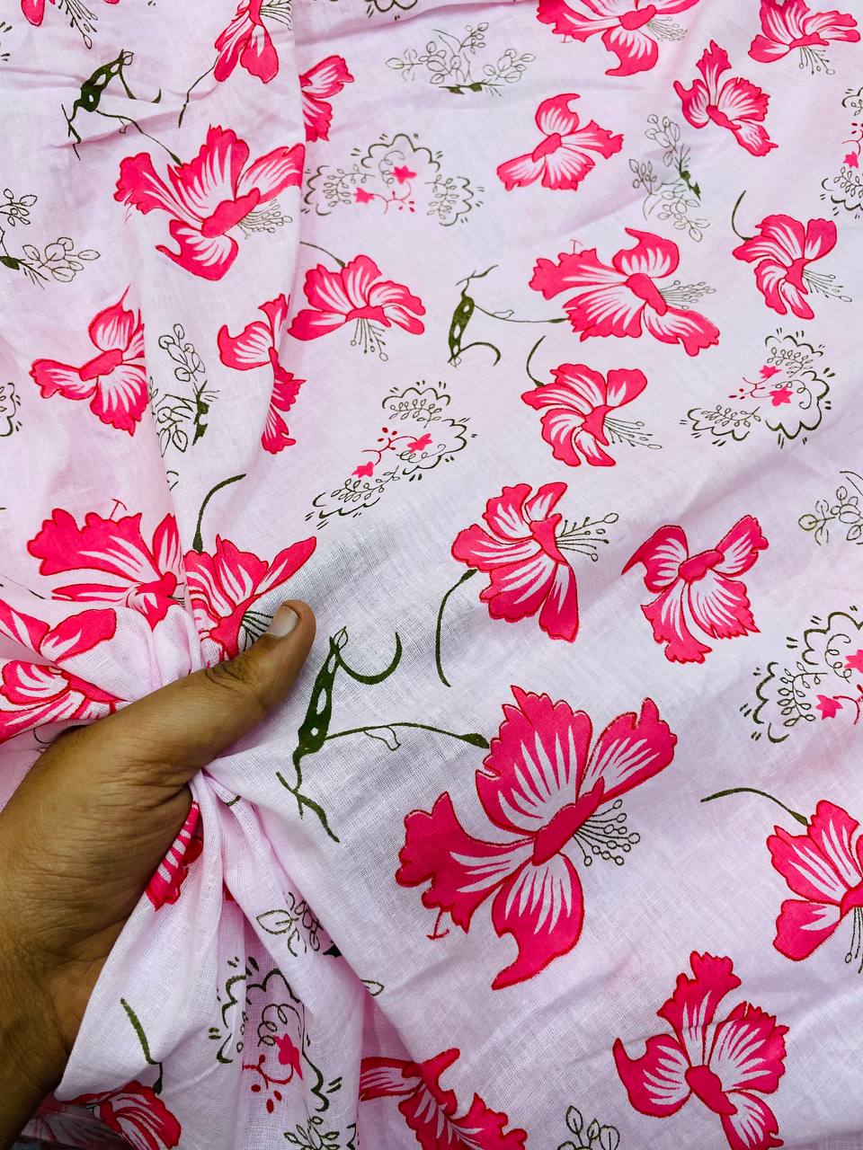 (2.5 Meter Cut SIZE) Most Premium Pure Cotton 80*80 Fabric With Digital PRINTED