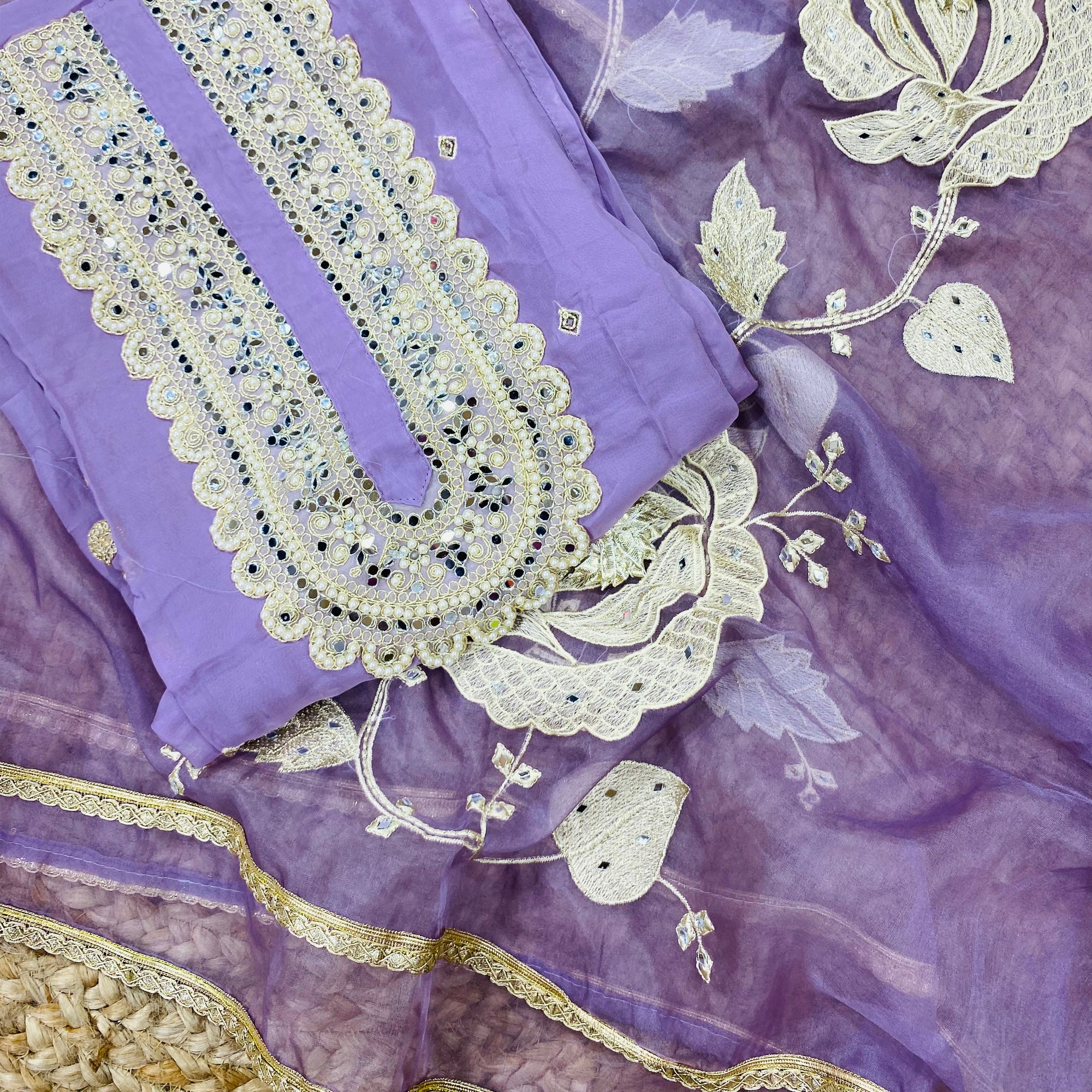 Most Premium Quality Of Suits - Complete Suit ❤