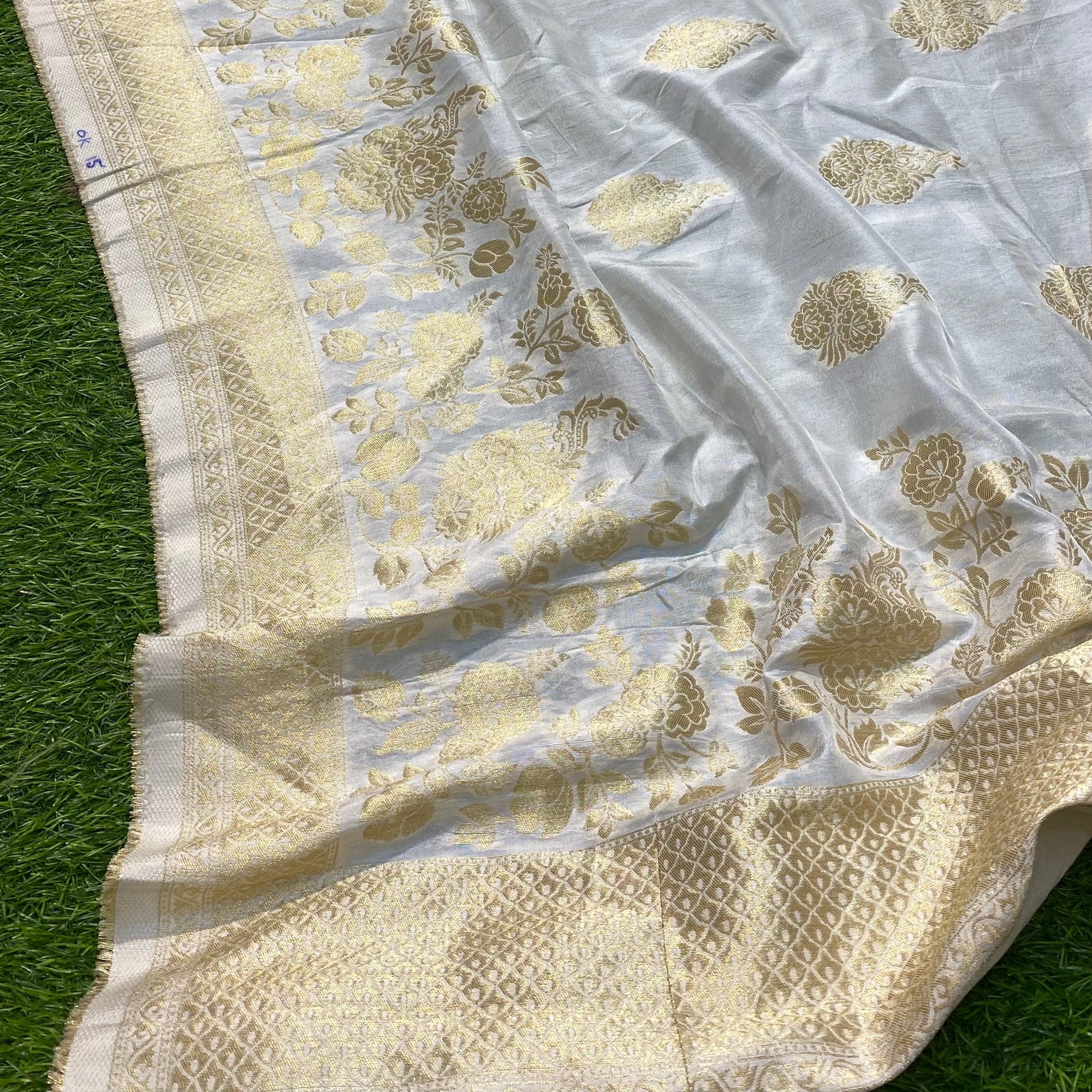 Premium Pure Dola Silk Saree! ♥ On Discount Now