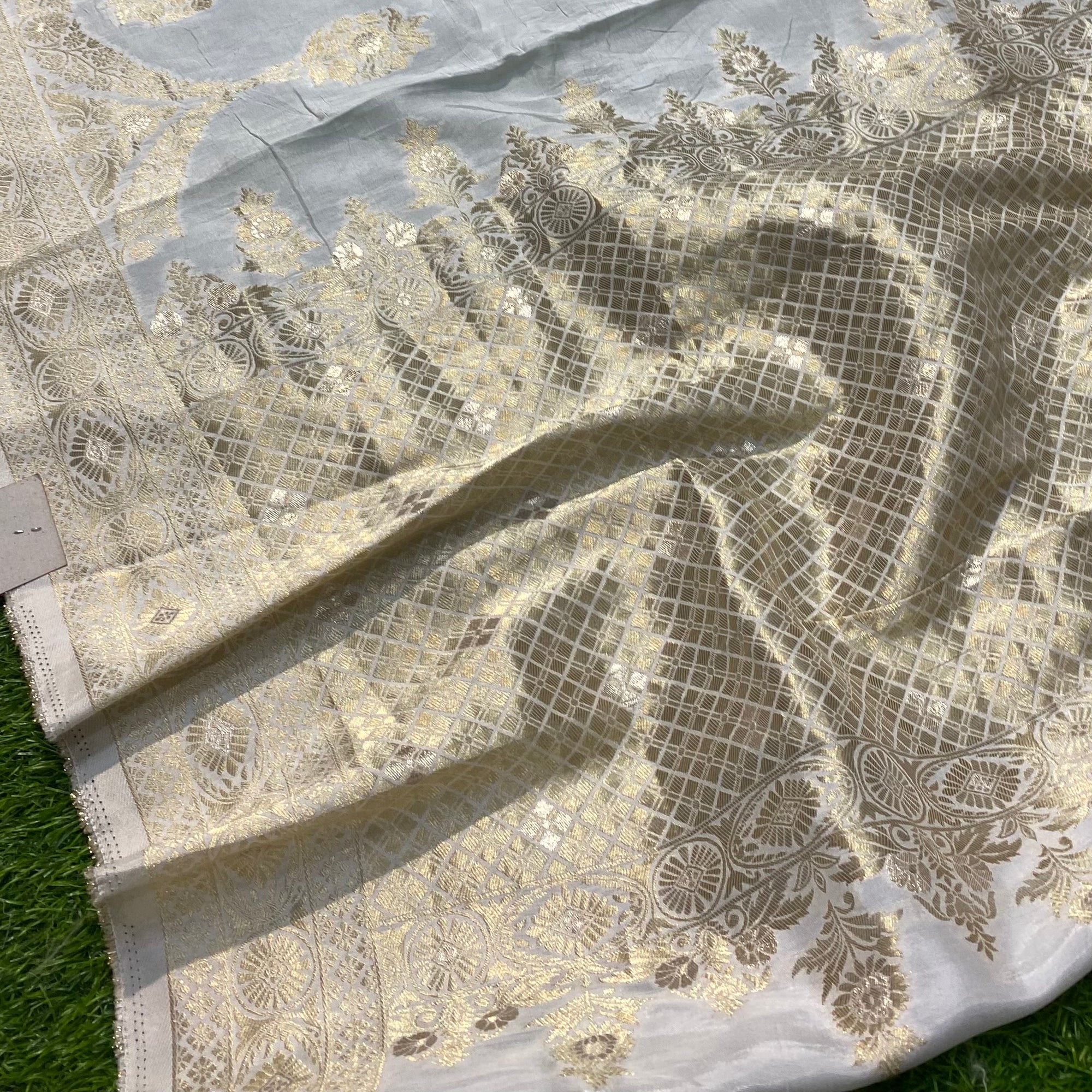 Premium Pure Dola Silk Saree! ♥ On Discount Now