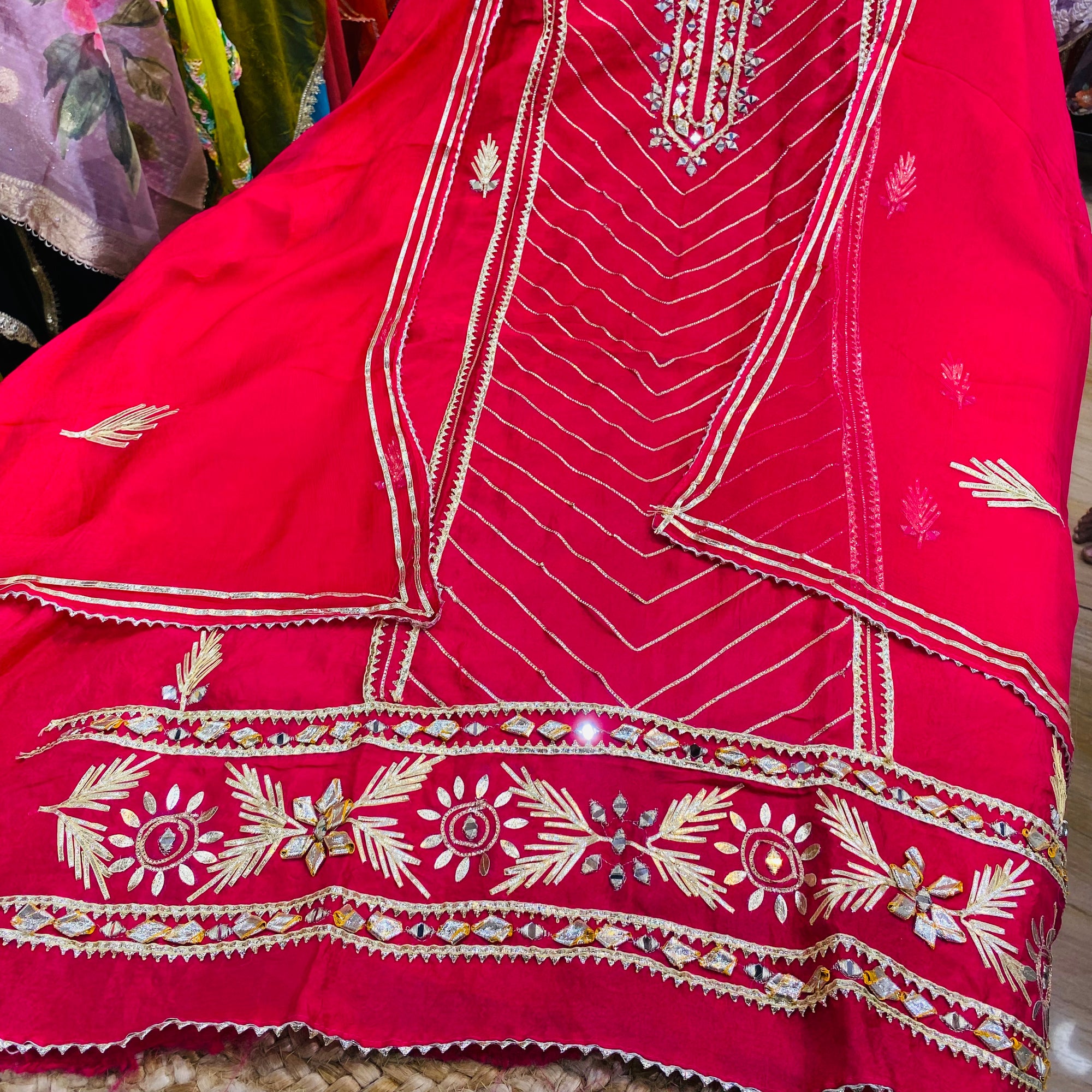 Most Premium Quality Of Suits - Complete Suit ❤