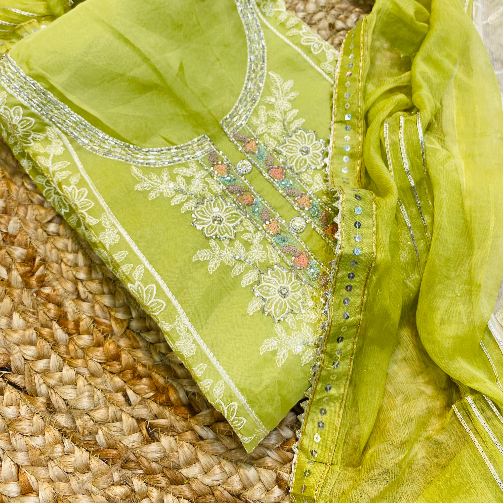 Most Premium Quality Of Suits - Complete Suit ❤