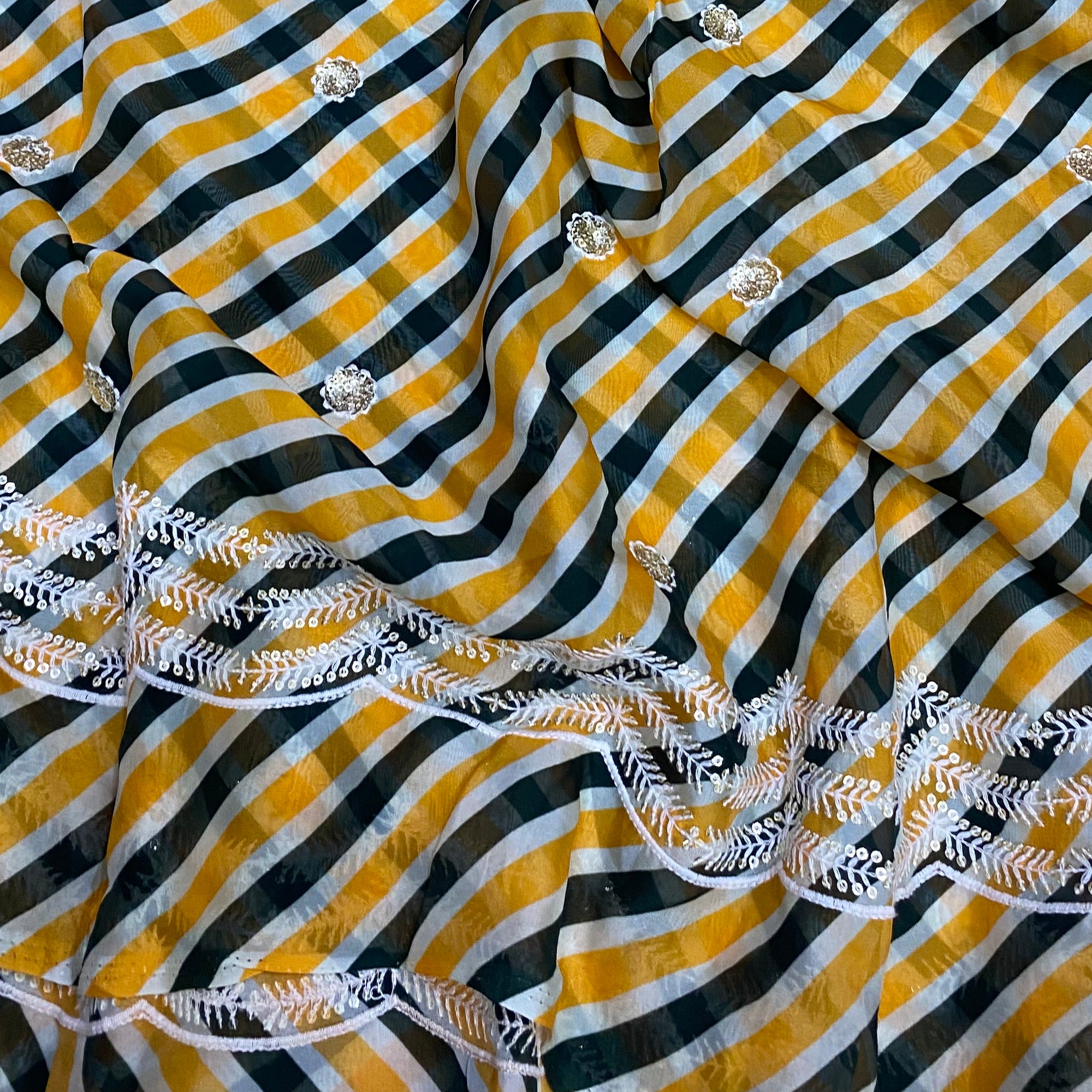 PREMIUM EMBROIDERED GEORGETTE Fabric On SALE Cut Size Of. 4.50 Meter