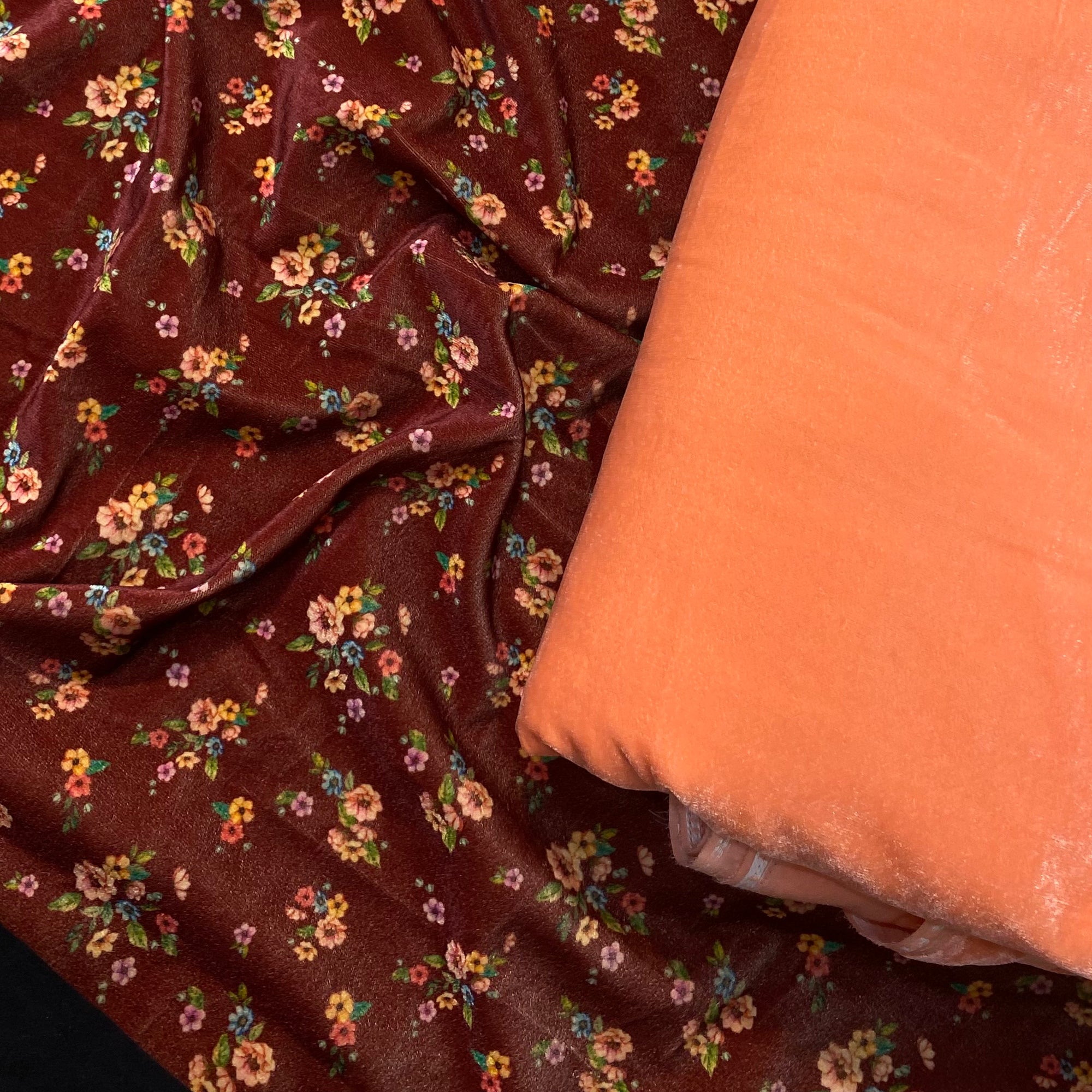 PREMIUM Quality Of Velvet 11000 suits ♥️