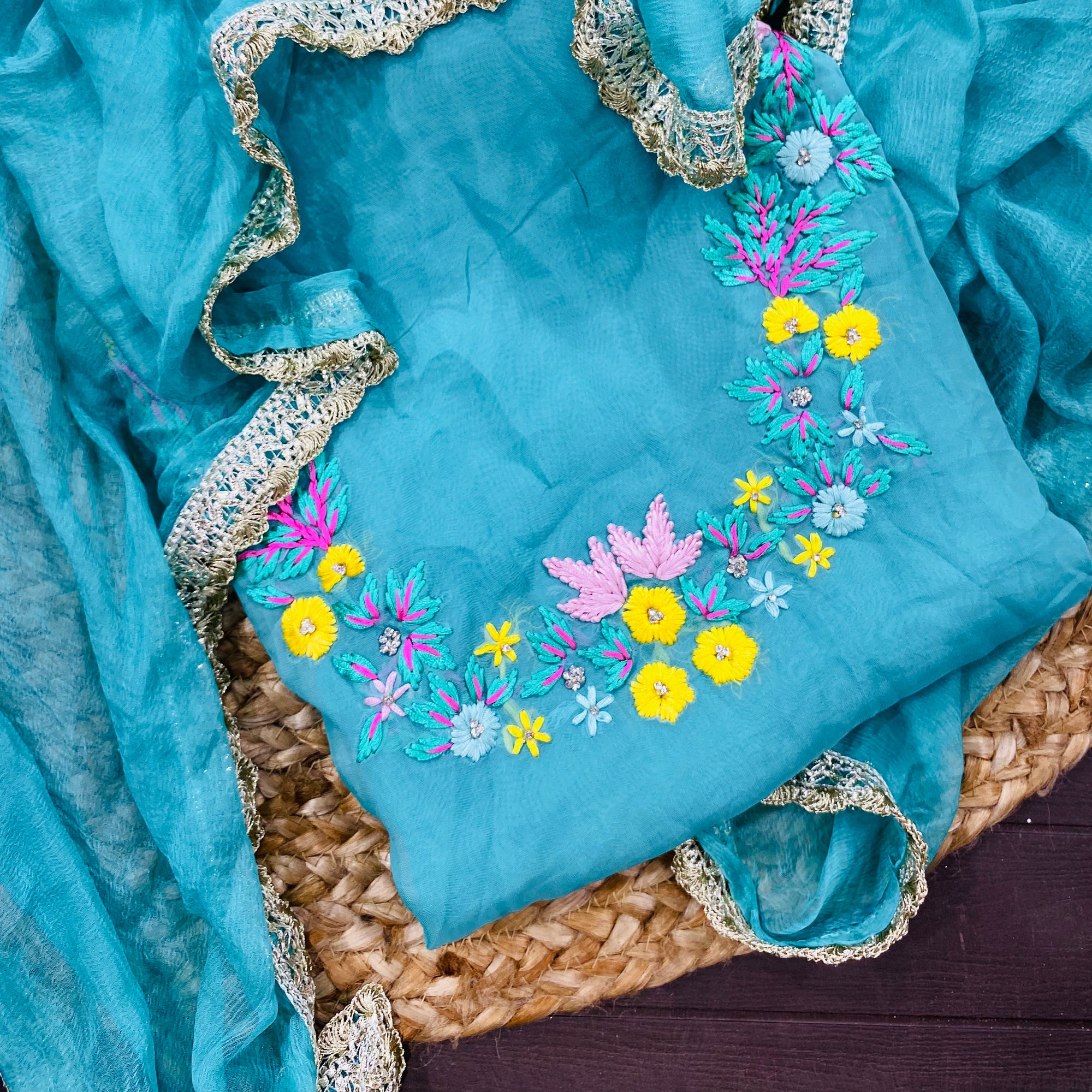 Most Premium Quality Of Suits - Complete Suit ❤