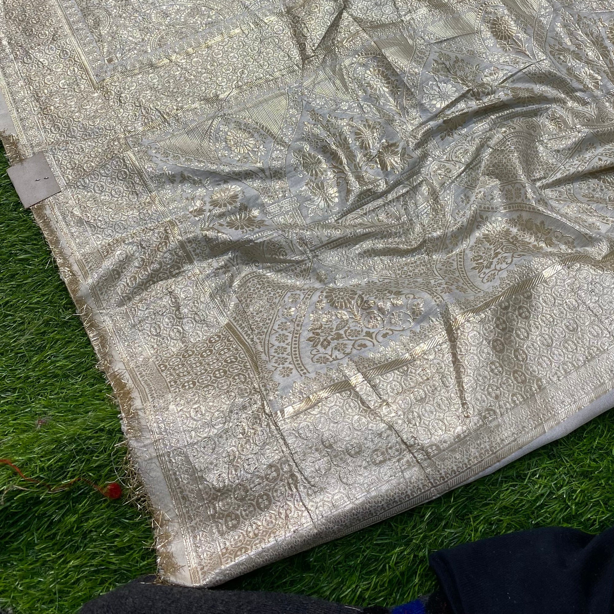 Premium Pure Dola Silk Saree! ♥ On Discount Now