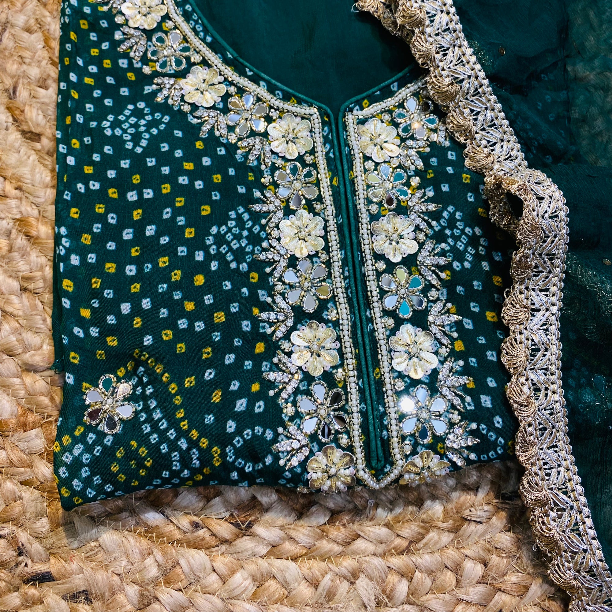 Most Premium Quality Of Suits - Complete Suit ❤