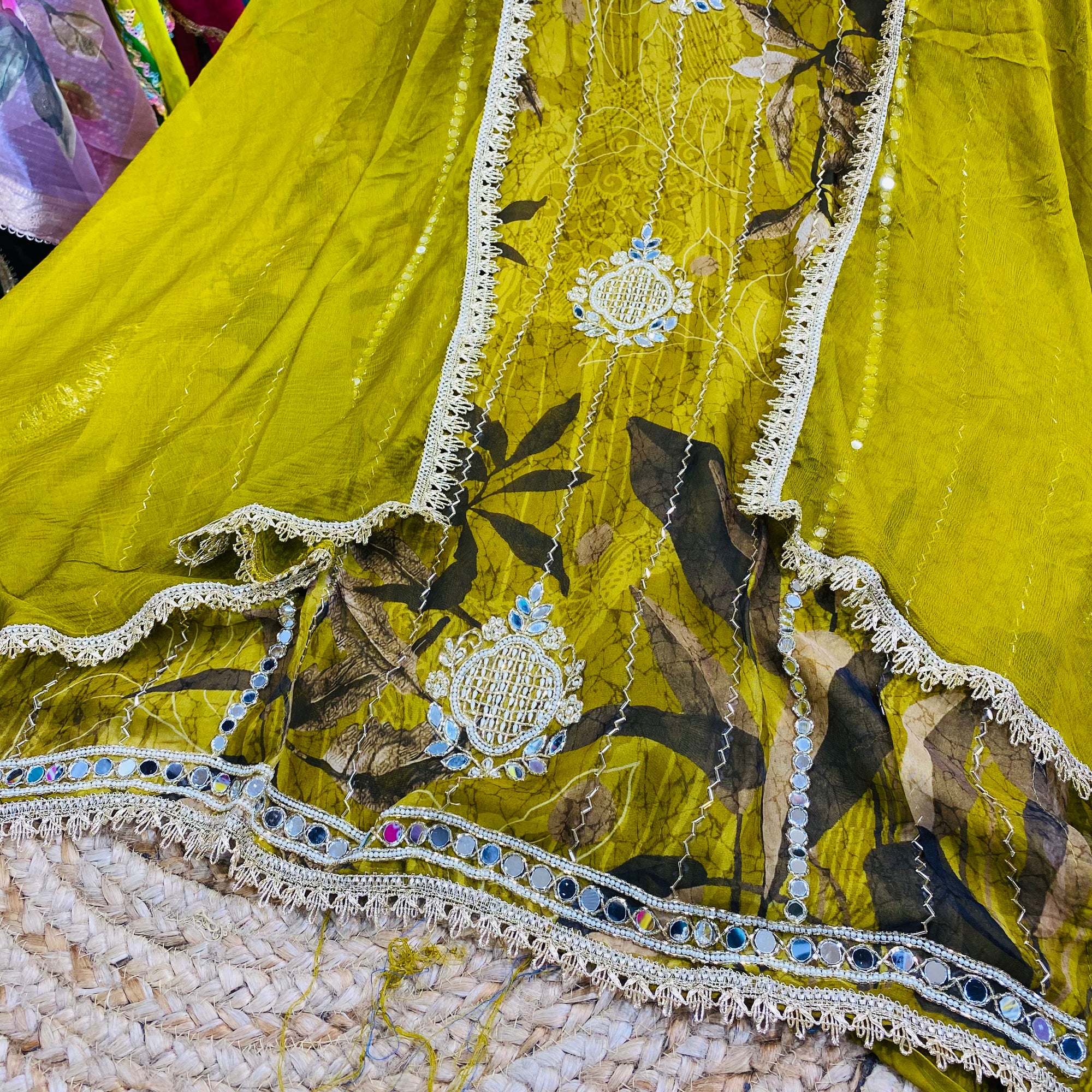 Most Premium Quality Of Suits - Complete Suit ❤