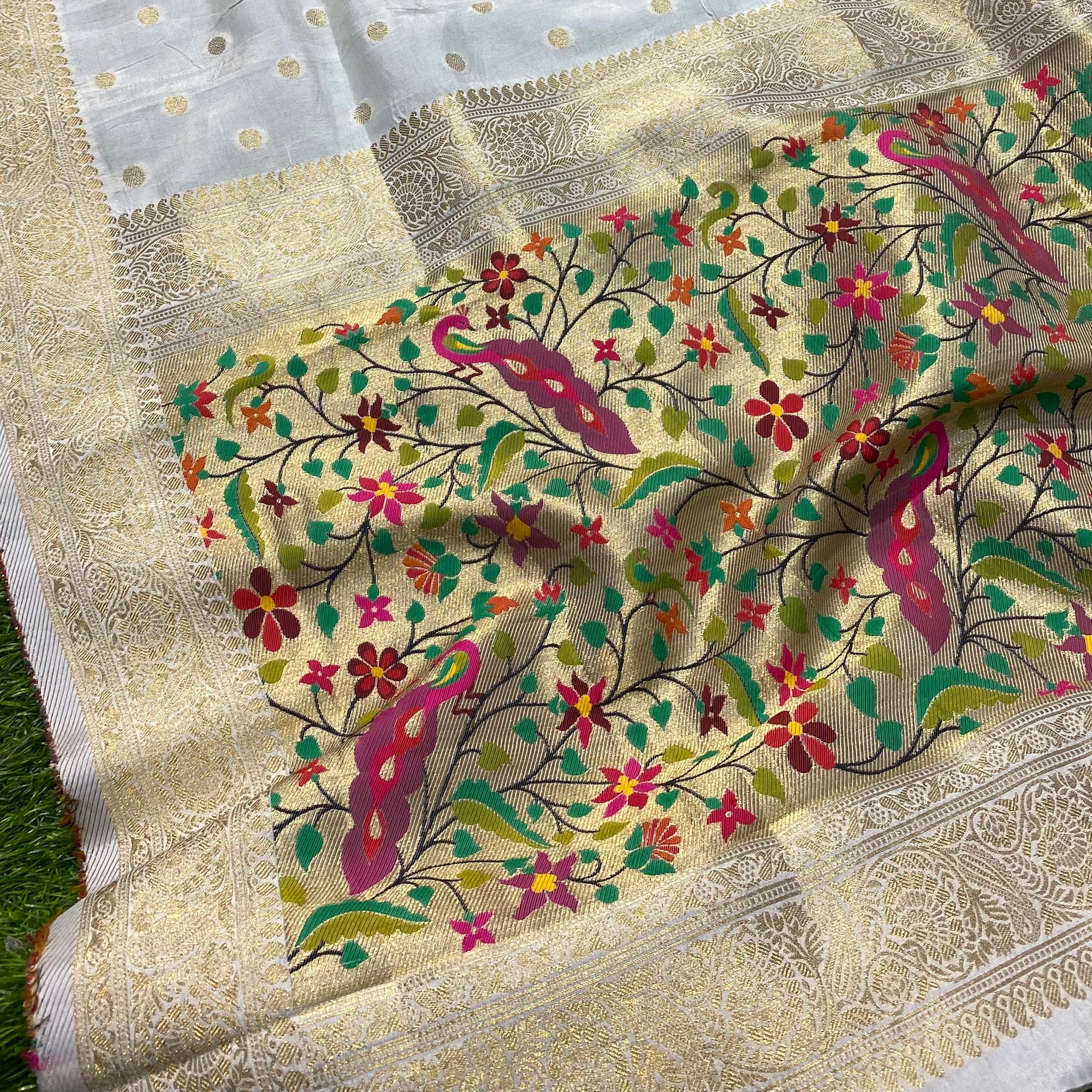 Premium Pure Dola Silk Saree! ♥ On Discount Now