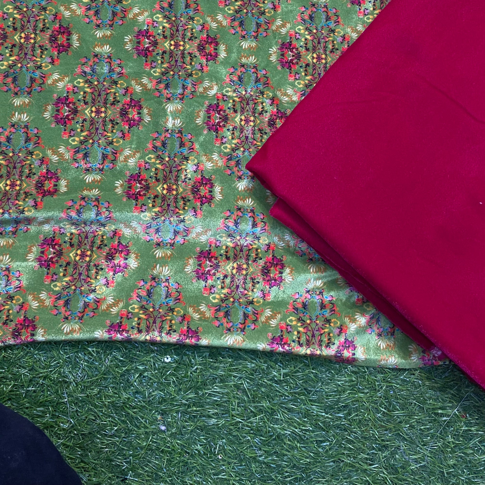 PREMIUM Quality Of Velvet 11000 suits ♥️