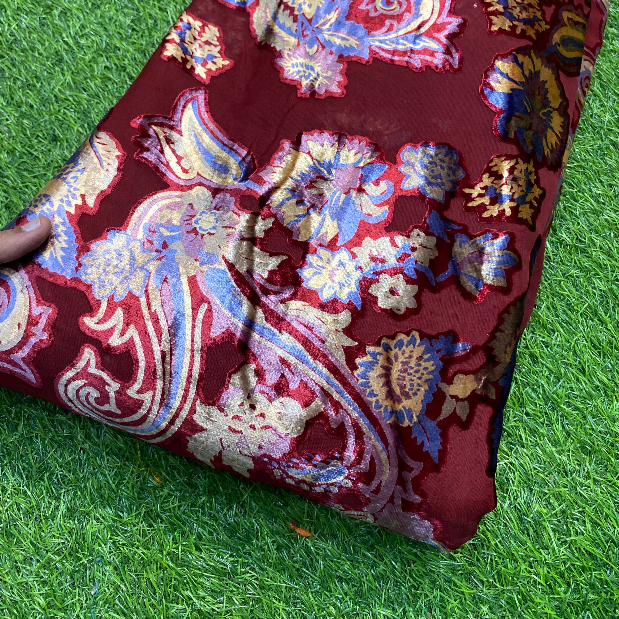 MOST PREMIUM Collection Of IMPORTED Braso LUXURY Velvet ( MAROON )