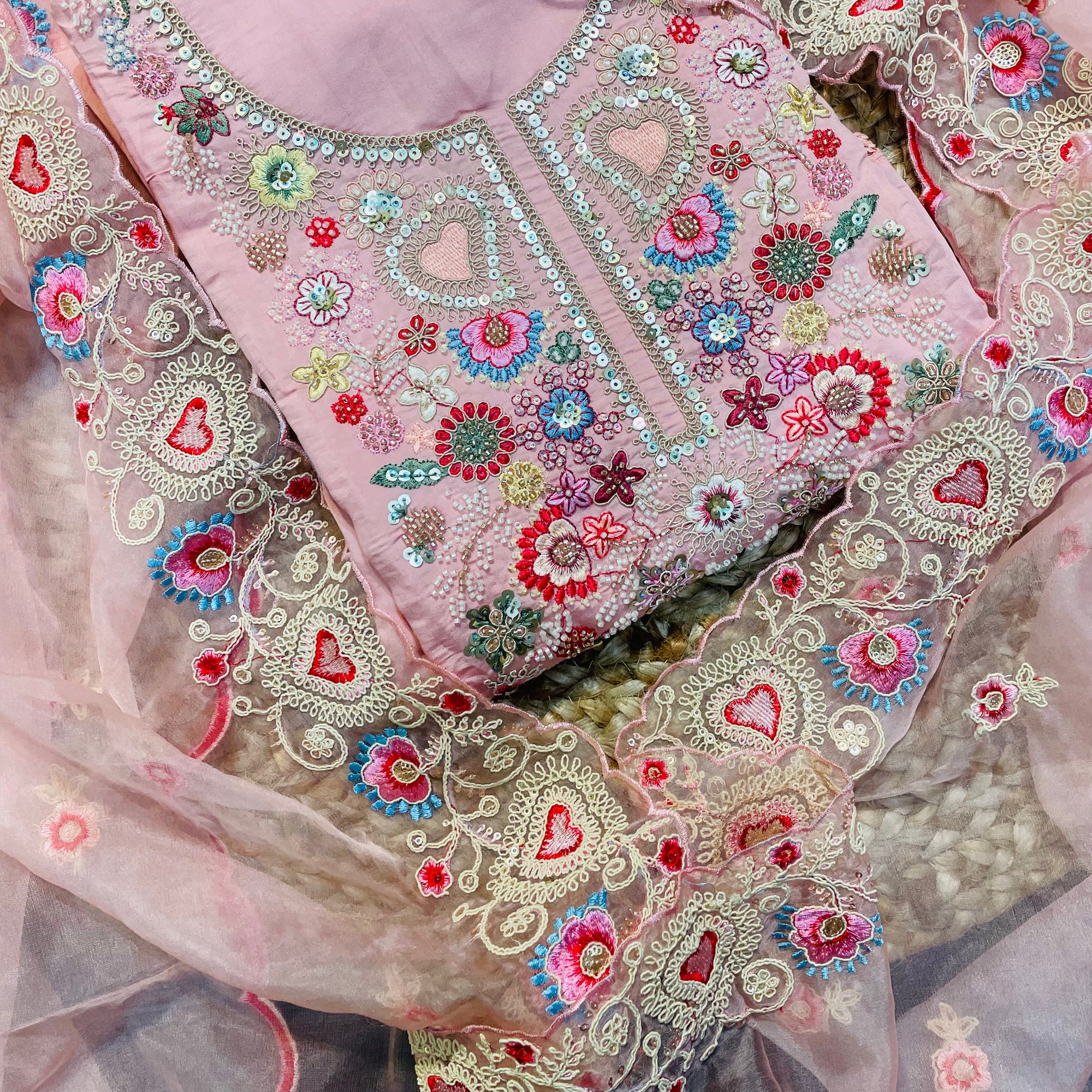 Most Premium Quality Of Suits - Complete Suit ❤