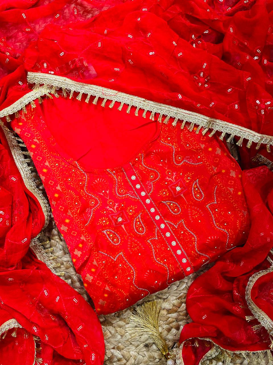 Most Premium Quality Of Suits - Complete Suit ❤