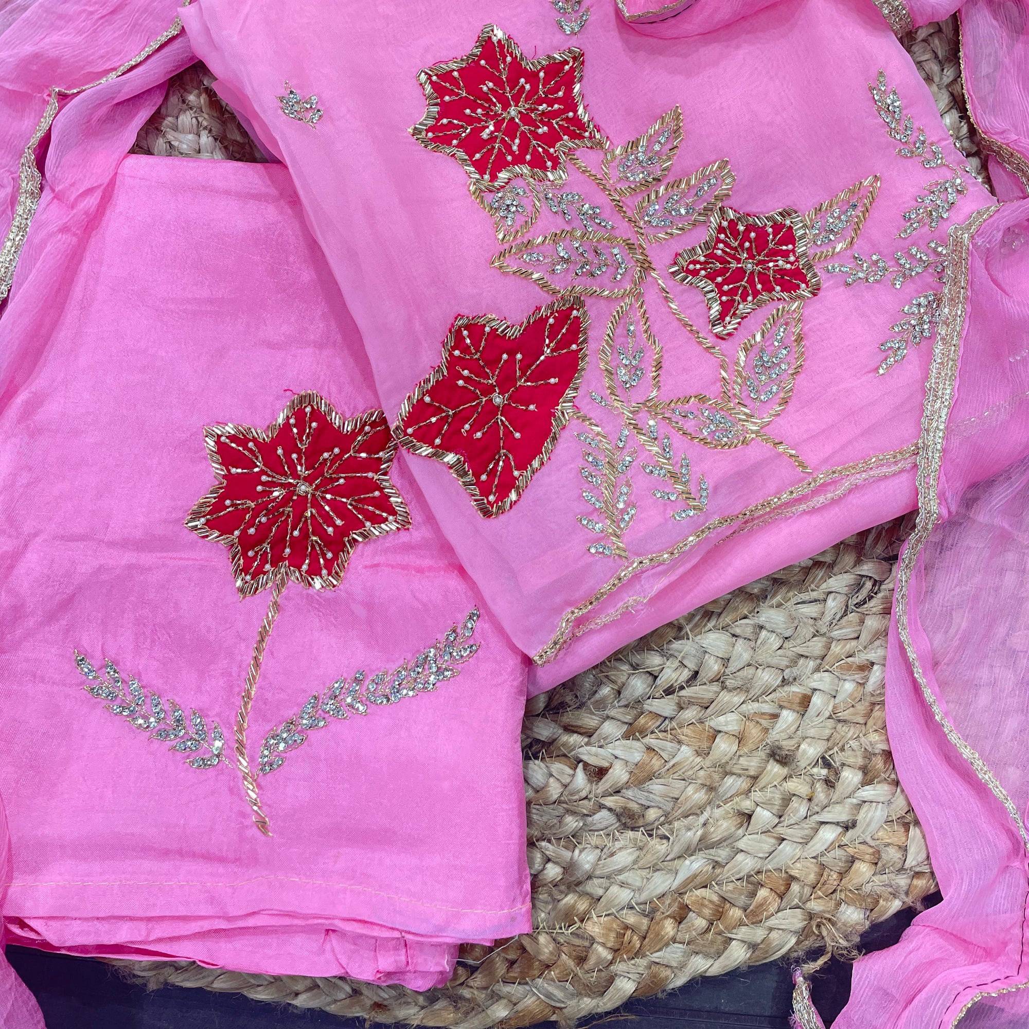 Most Premium Quality Of Suits - Complete Suit ❤