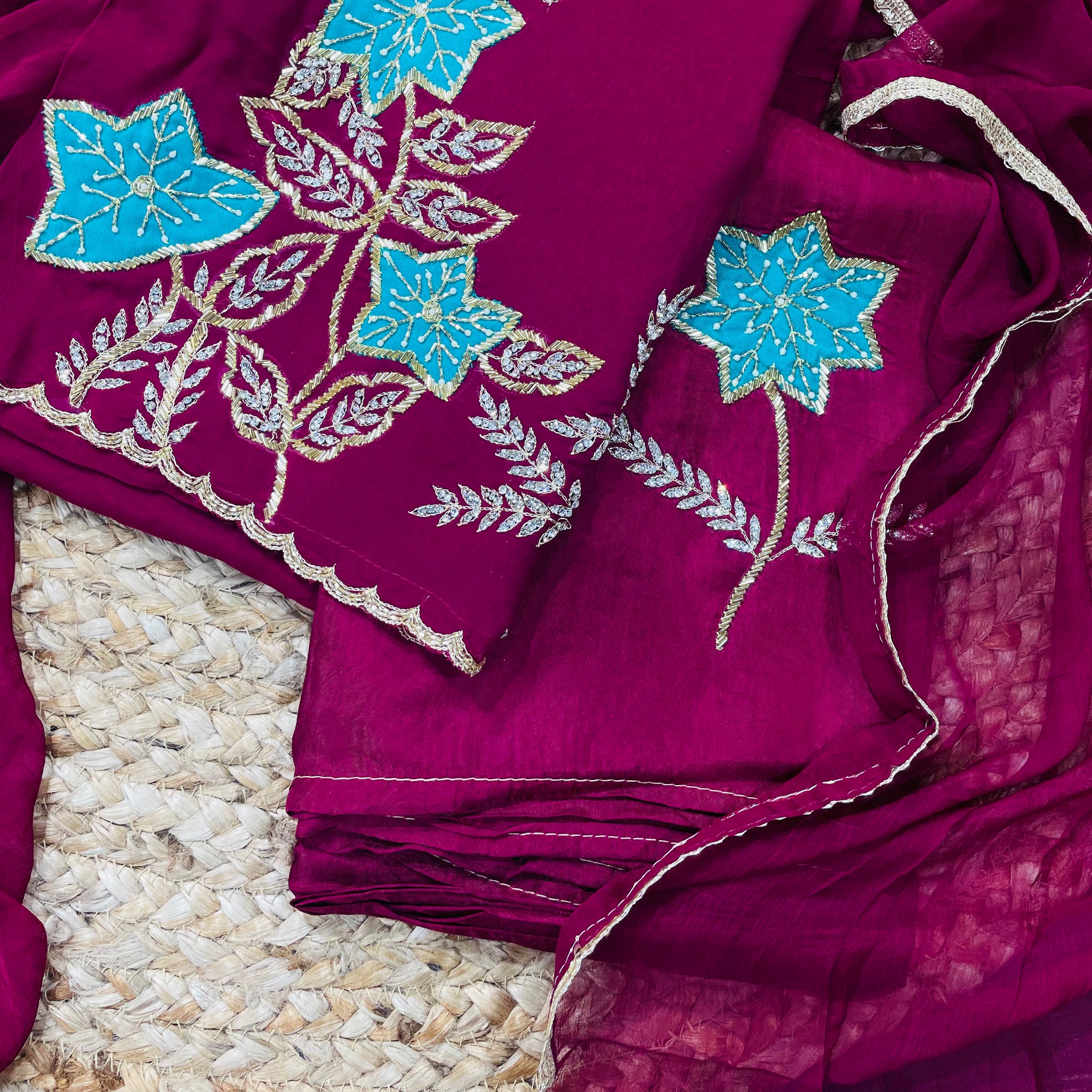 Most Premium Quality Of Suits - Complete Suit ❤