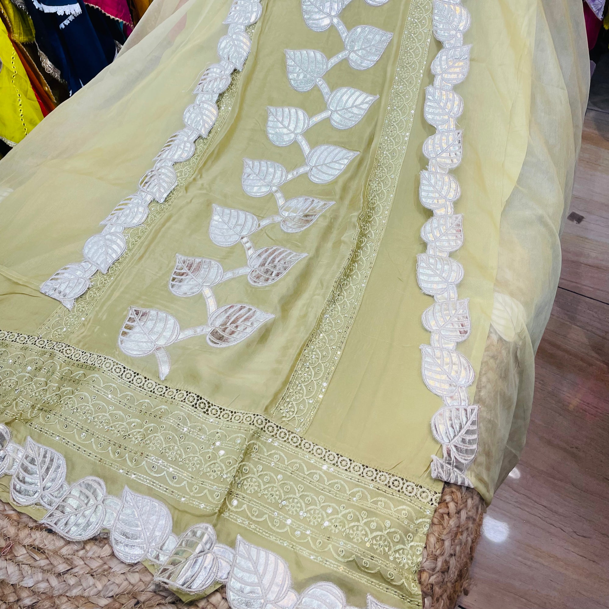 Most Premium Quality Of Suits - Complete Suit ❤