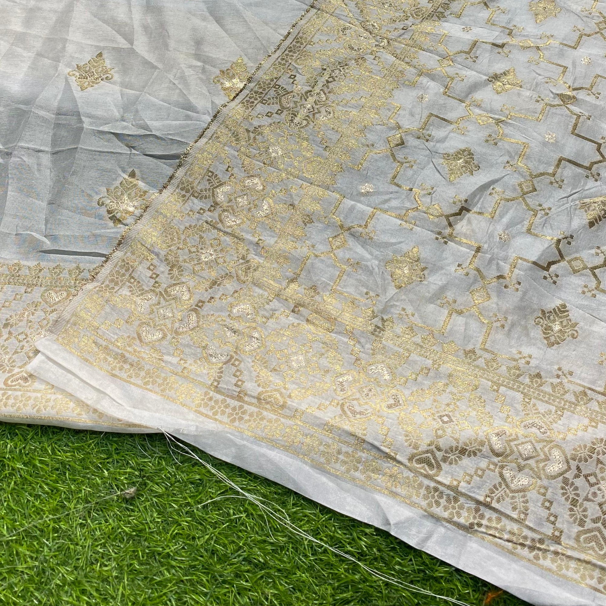 Most Premium Quality Of Suits - Dola Silk Dyeable  ( Complete Suit With SALWAAR)