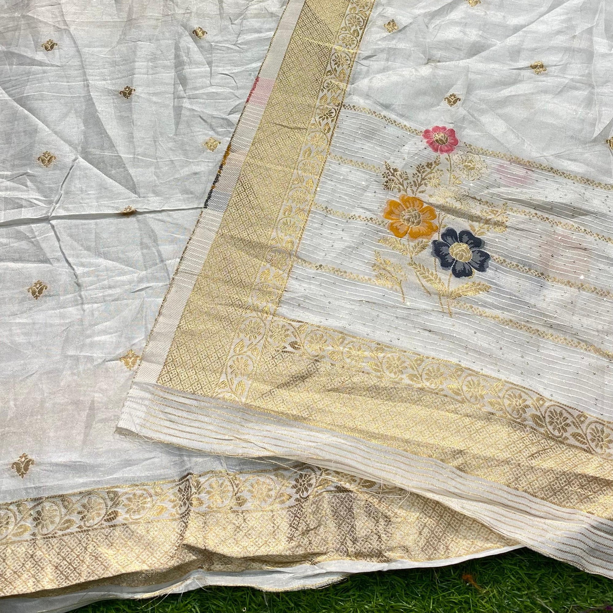 Most Premium Quality Of Suits - Dola Silk Dyeable  ( Complete Suit With SALWAAR)