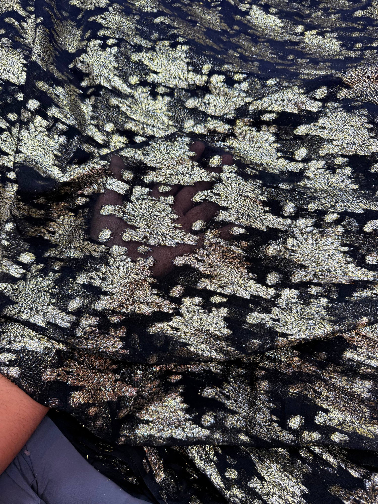 Most Premium Fine Zari Weaving On Pure Georgette FABRIC