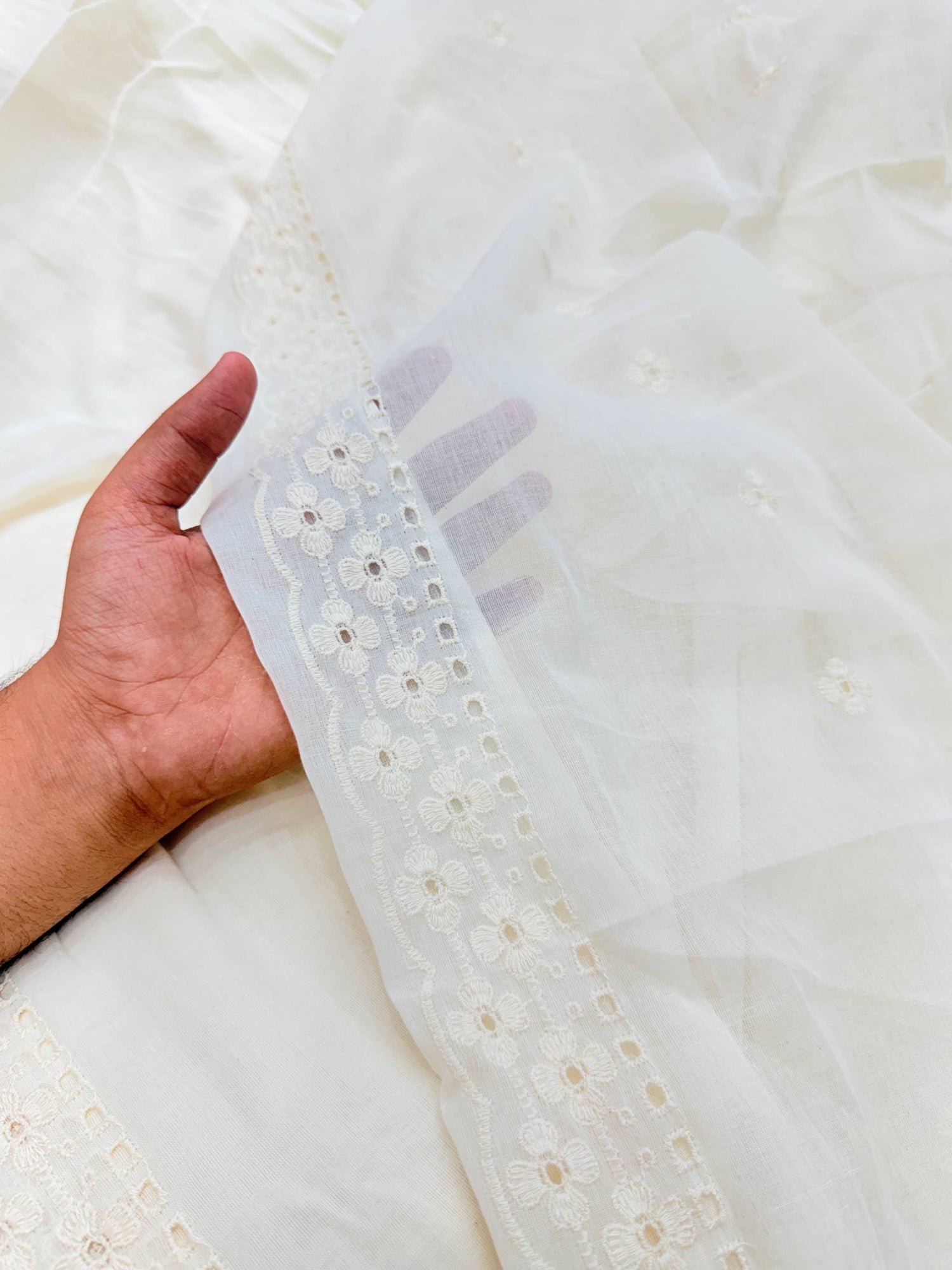 Pure Mul Cotton Chikankari Hakuba Dupatta (Full Size) (Dyeable Also)