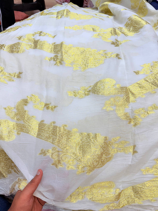 Most Premium Fine Zari Weaving On Pure Georgette FABRIC (Big WIDTH!!) (Dyeable Also)