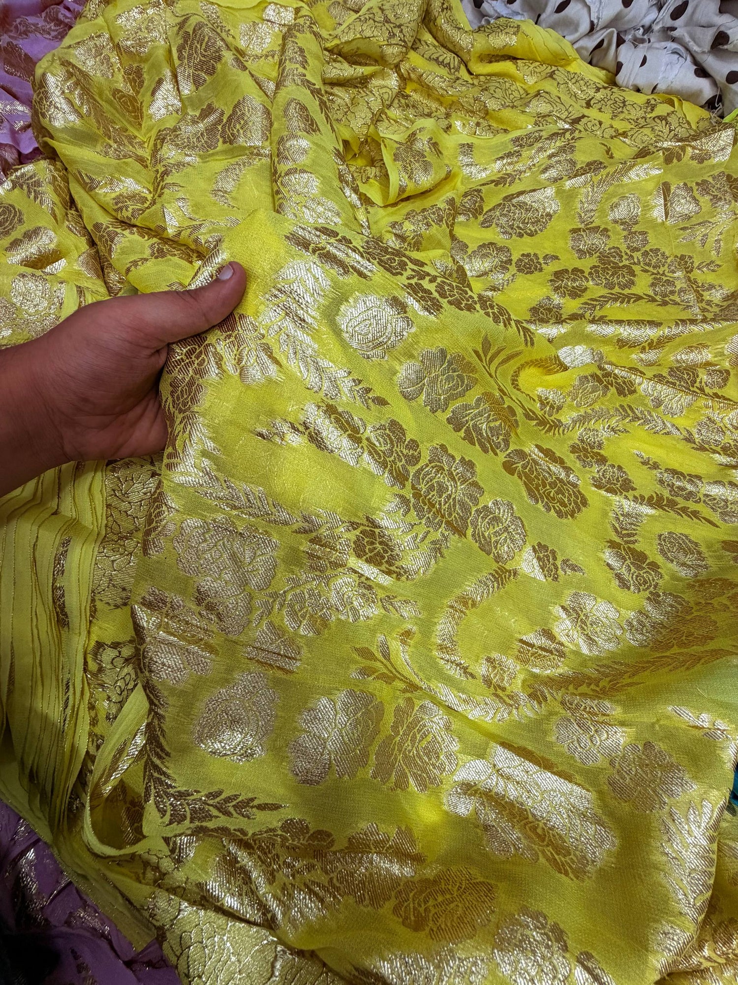 Most Premium Fine Zari Weaving On Pure Georgette FABRIC