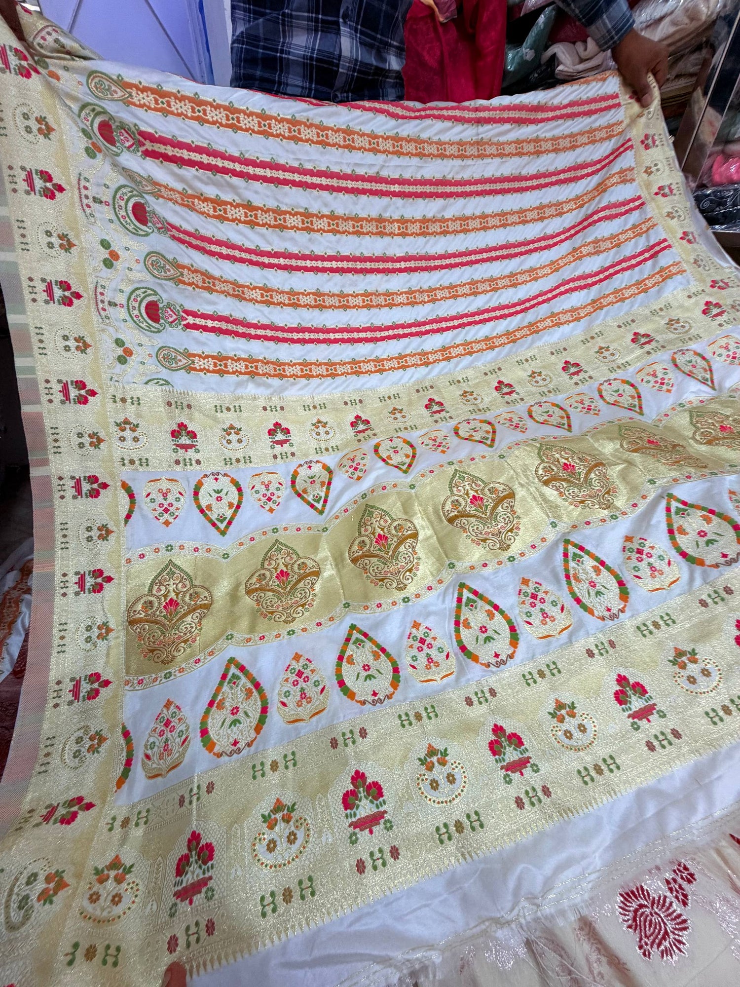 Most Premium Pure Kanjivaram Silk Sarees (Complete Saree With Blouse)