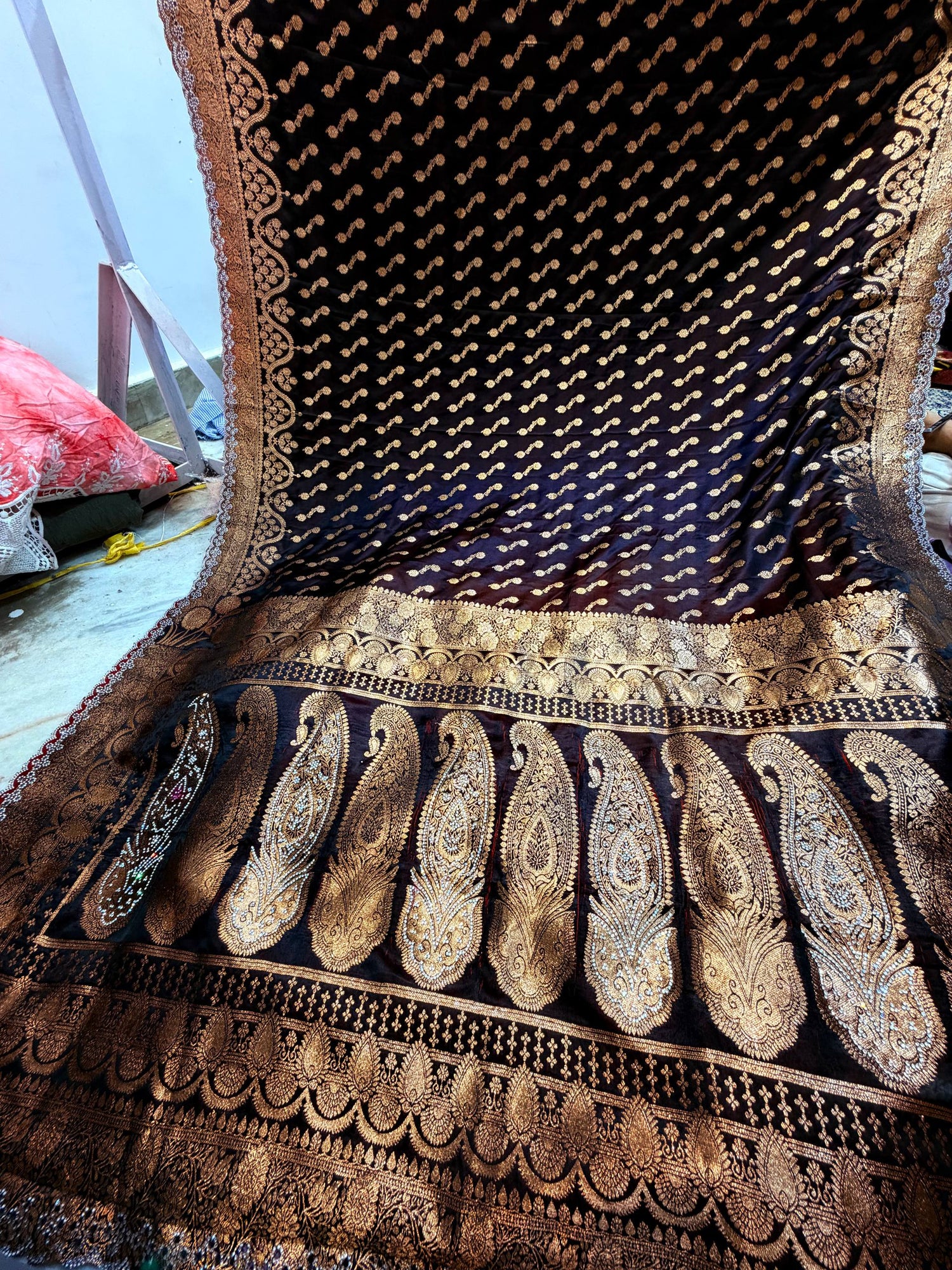 Most Premium Pure Kanjivaram Silk Sarees (Complete Saree With Blouse)