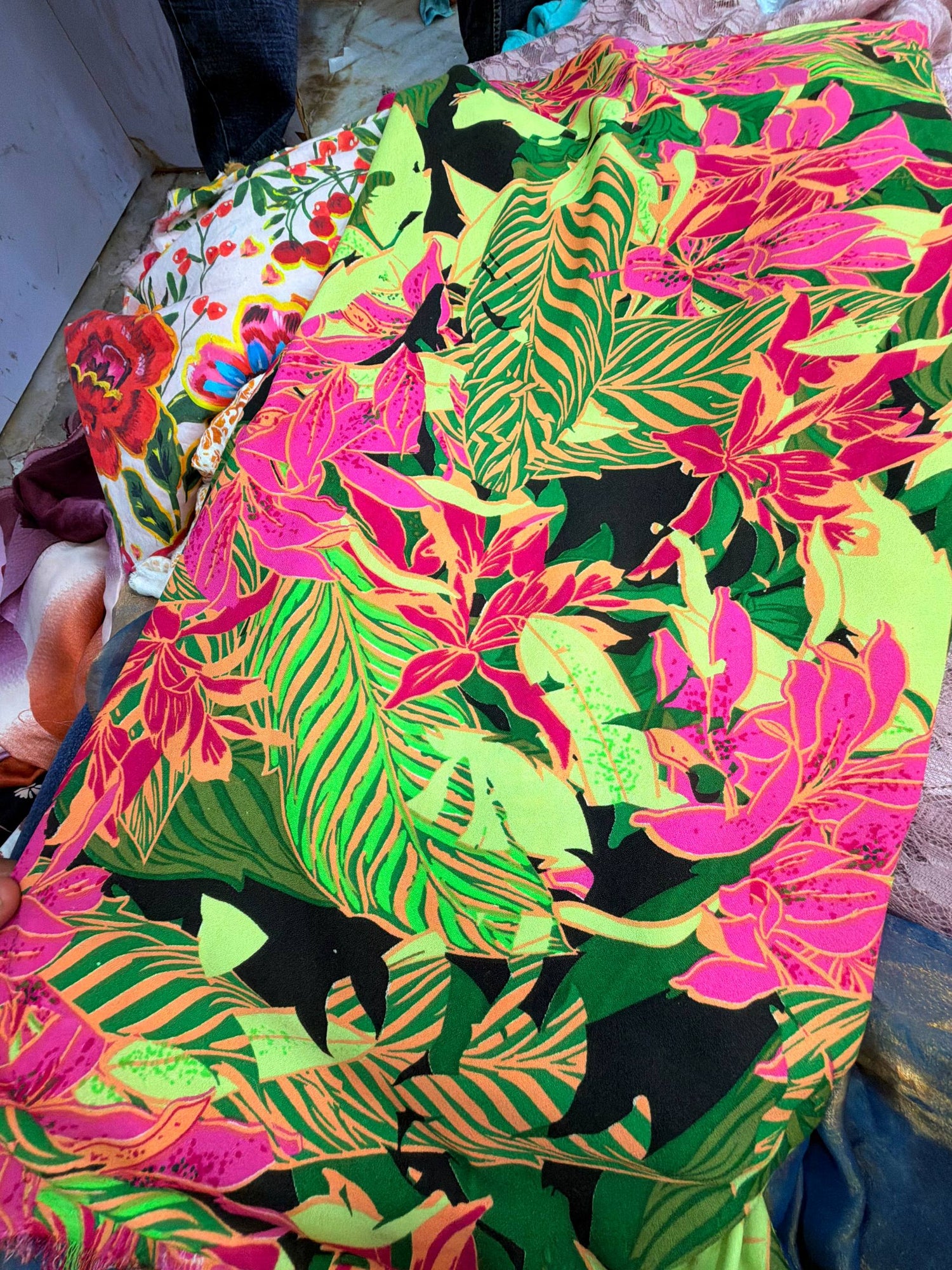 Premium FABRICS On (SALE Prices) Discount