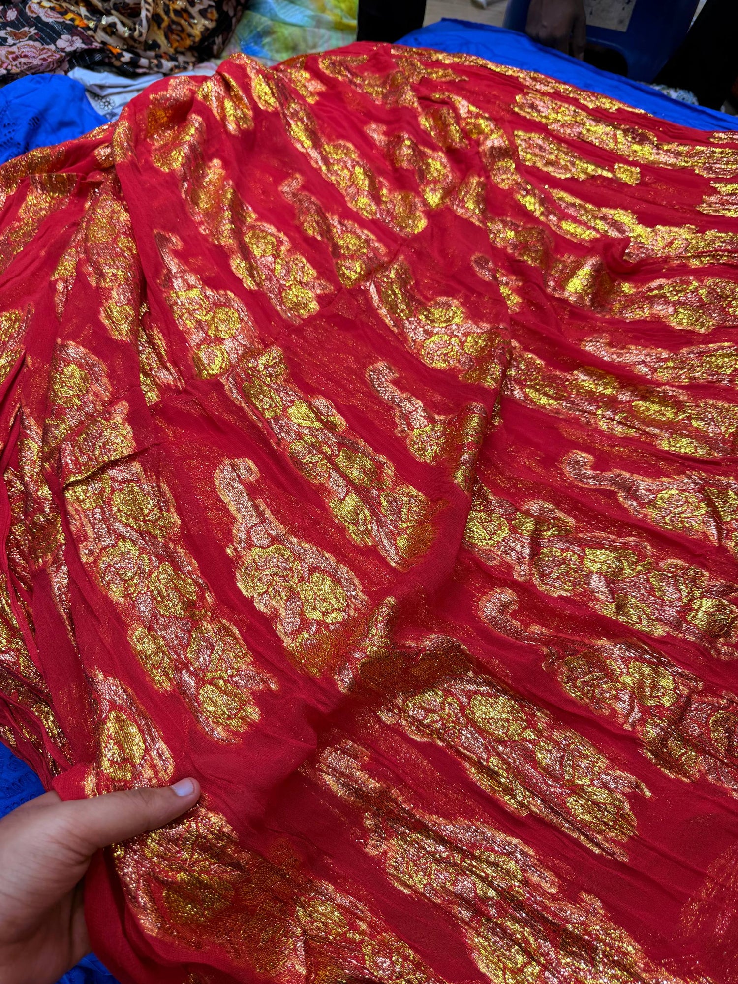 Most Premium Fine Zari Weaving On Pure Georgette FABRIC