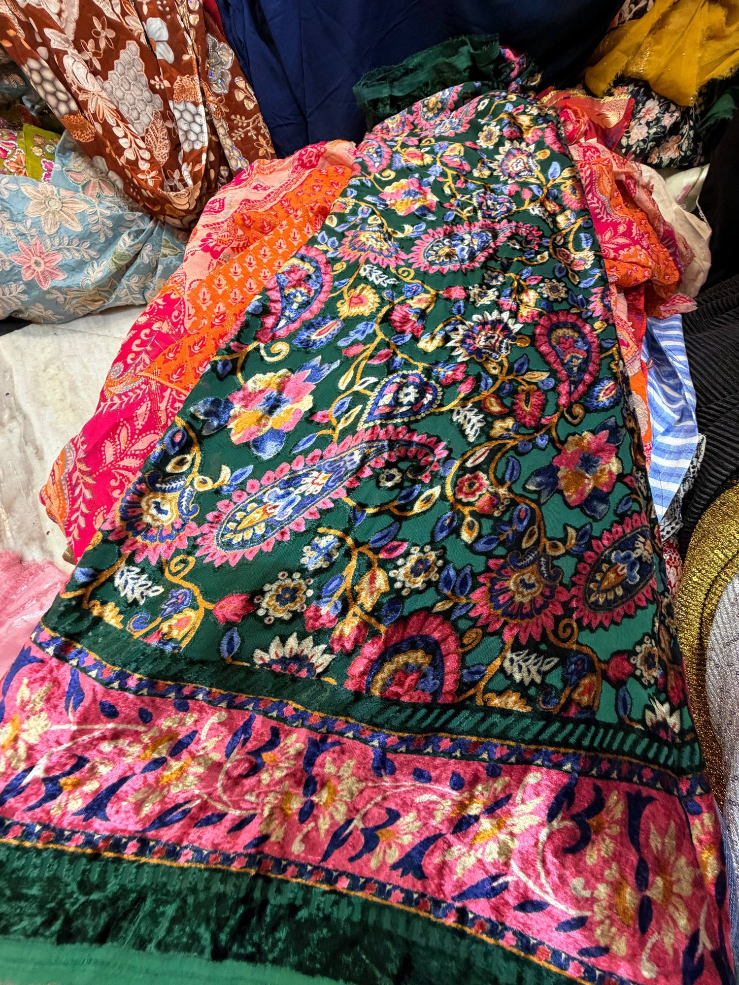 Premium FABRICS On (SALE Prices) Discount
