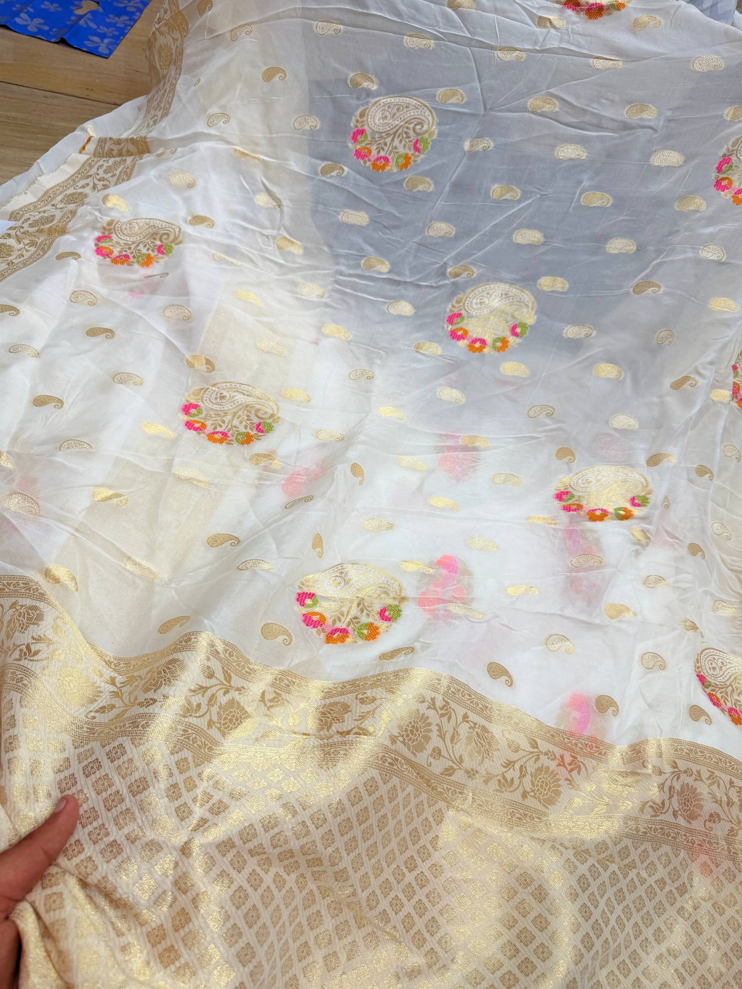 Most Premium Banarasi WEAVING SAREES On SALE PRICES