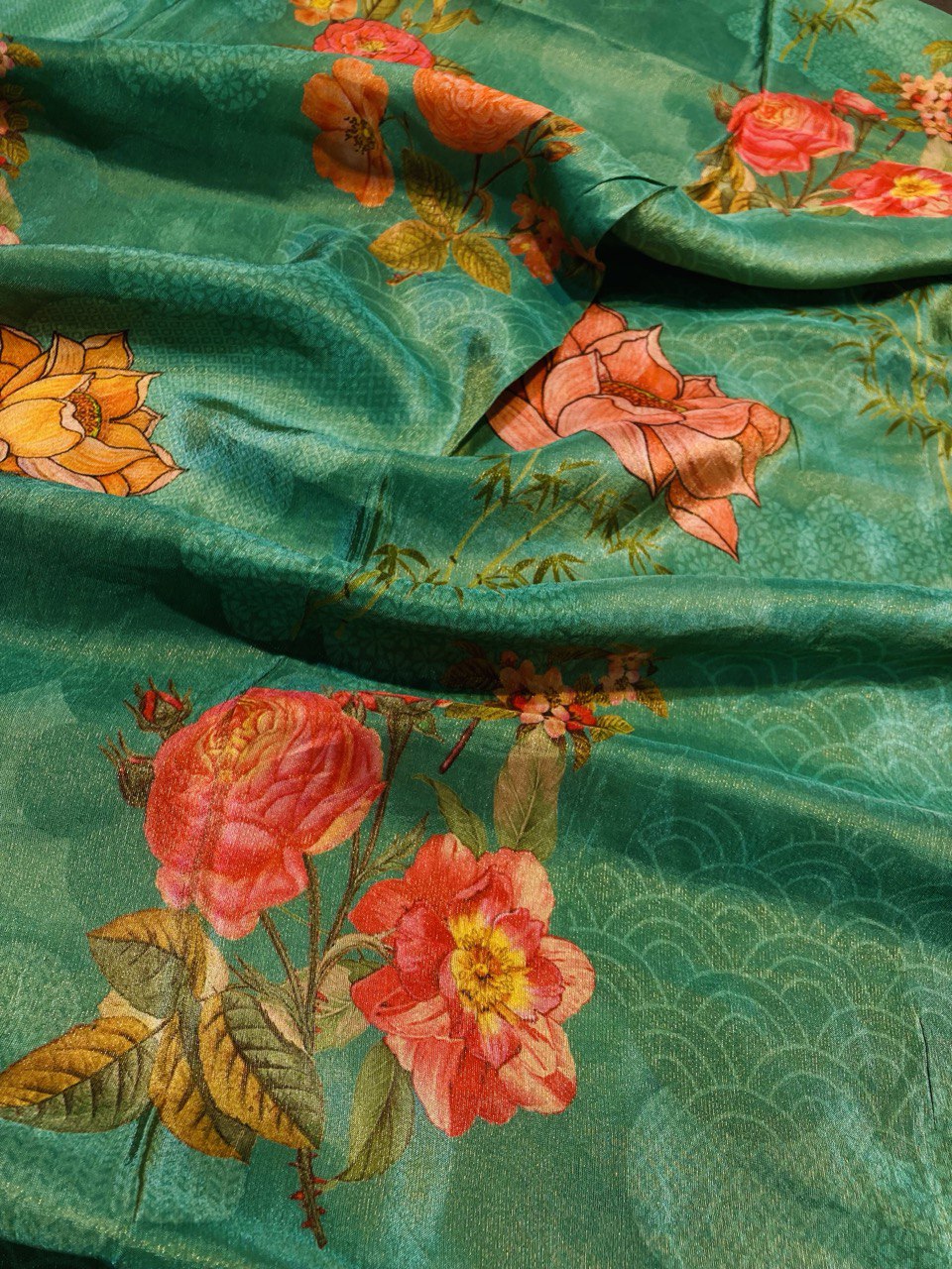 (Cut Piece SALE Fabric) Premium Pure Digital Printed FABRIC (Cut SIZE: 3.50 Meter)