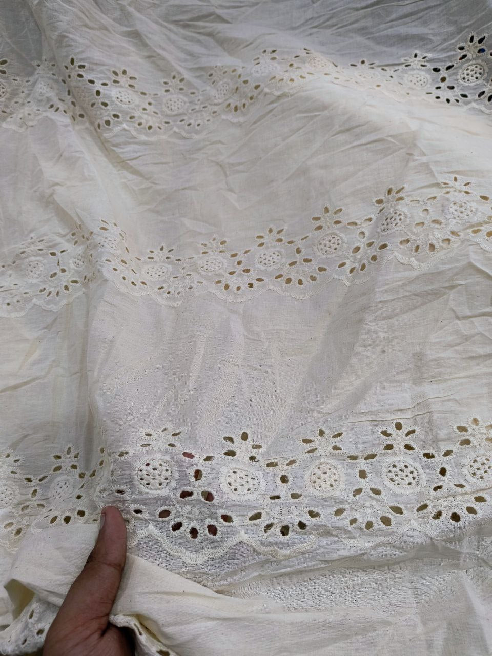 Premium Fine Hakuba Chikankari Embroidery On Pure Cotton FABRIC