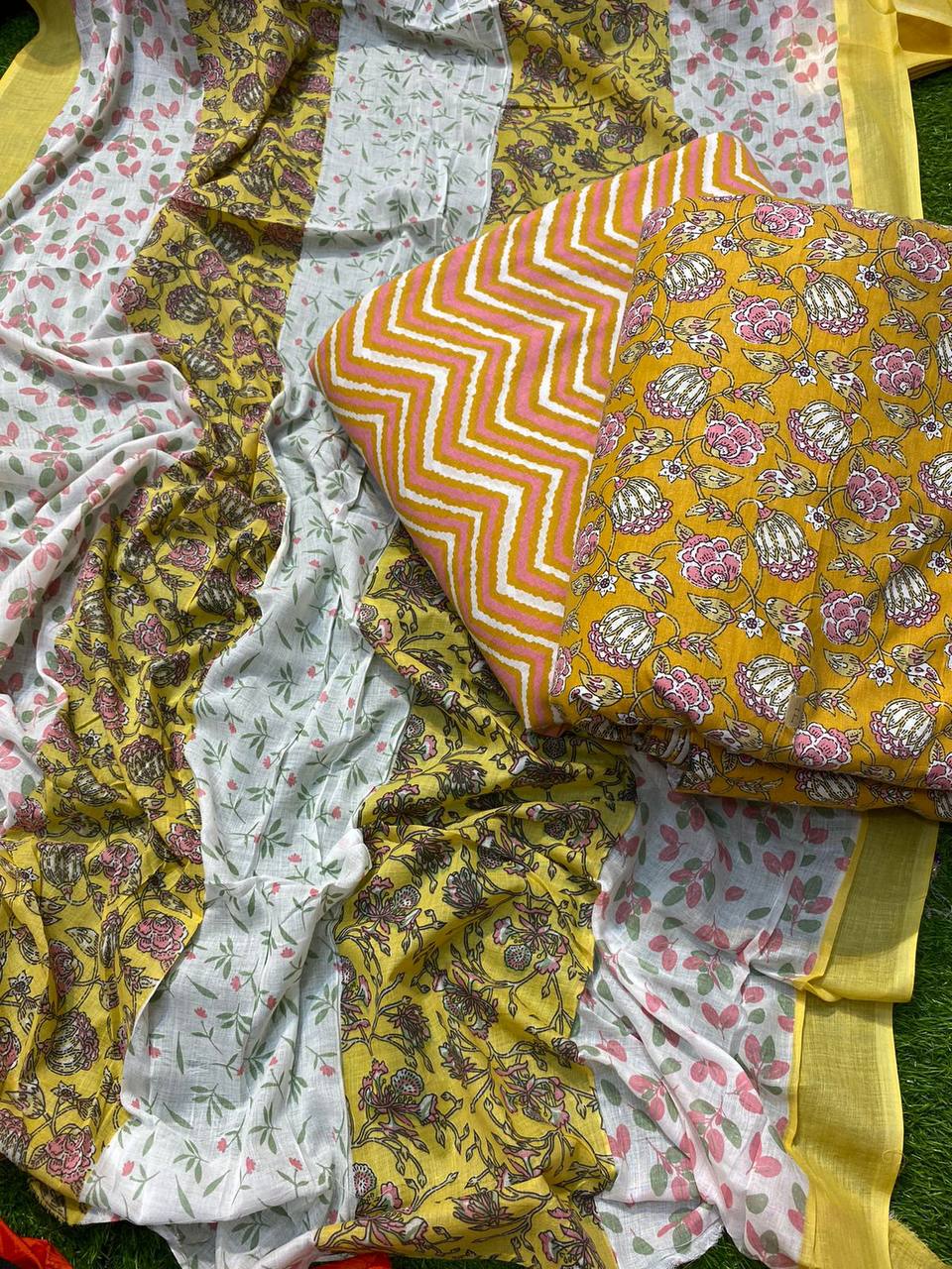 (SALE) Most Premium Cotton Suits With Mulmul Dupatta Full Set