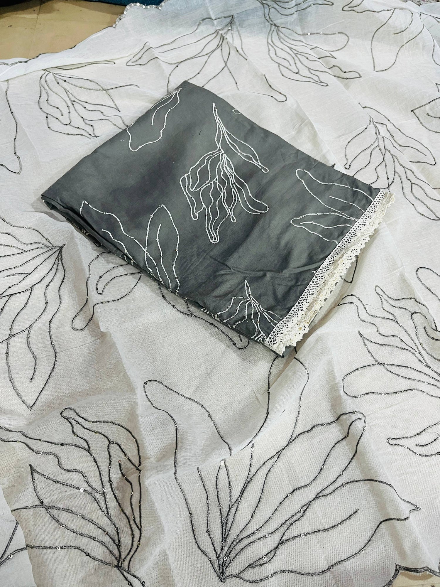 (SALE Prices) Premium Complete Suit Set With Dupatta