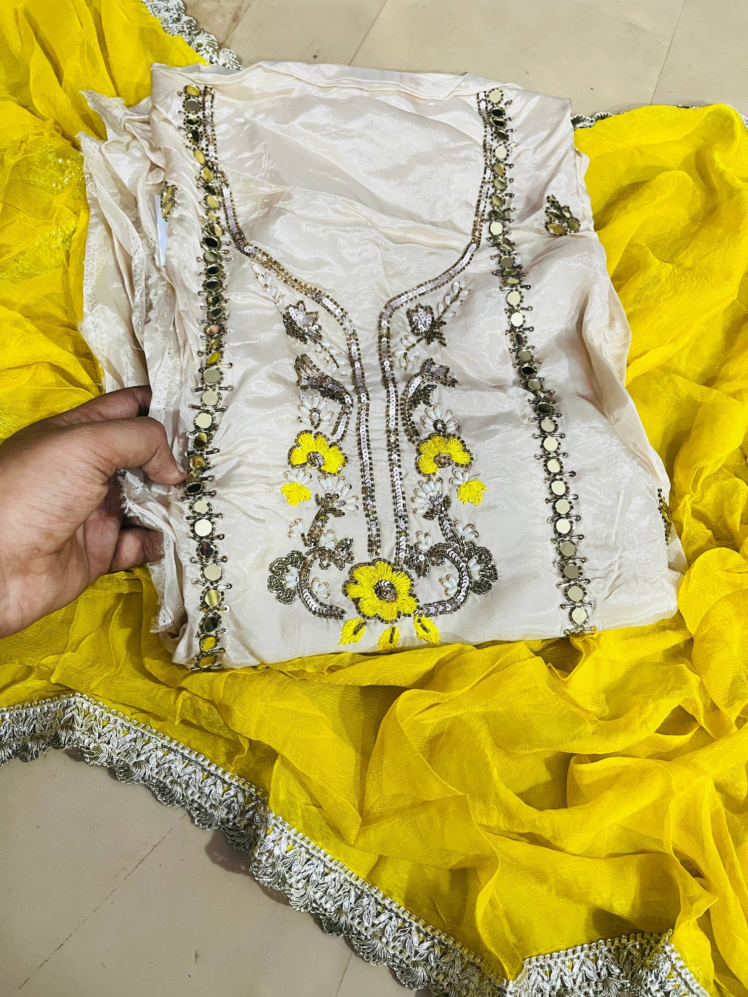 (SALE Prices) Premium Complete Suit Set With Dupatta