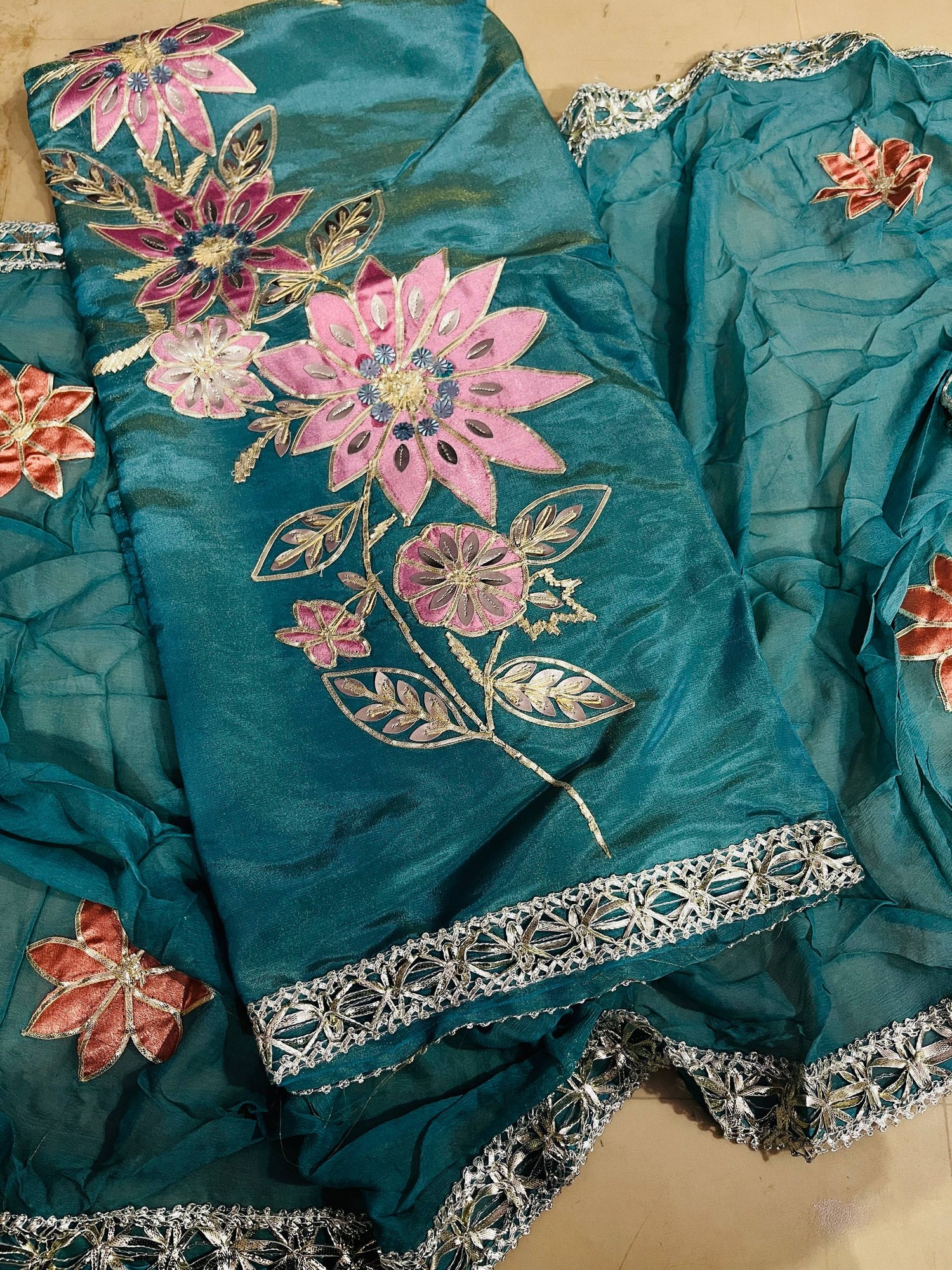 (SALE Prices) Premium Complete Suit Set With Dupatta