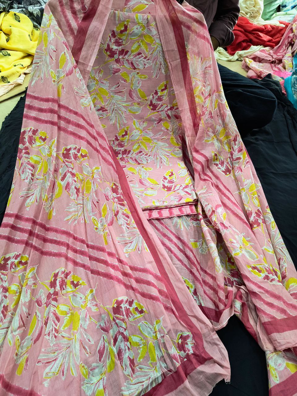 Premium Pure Cotton 80*80 PRINTED Complete Suit Set