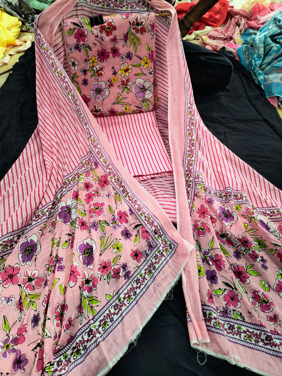 Premium Pure Cotton 80*80 PRINTED Complete Suit Set