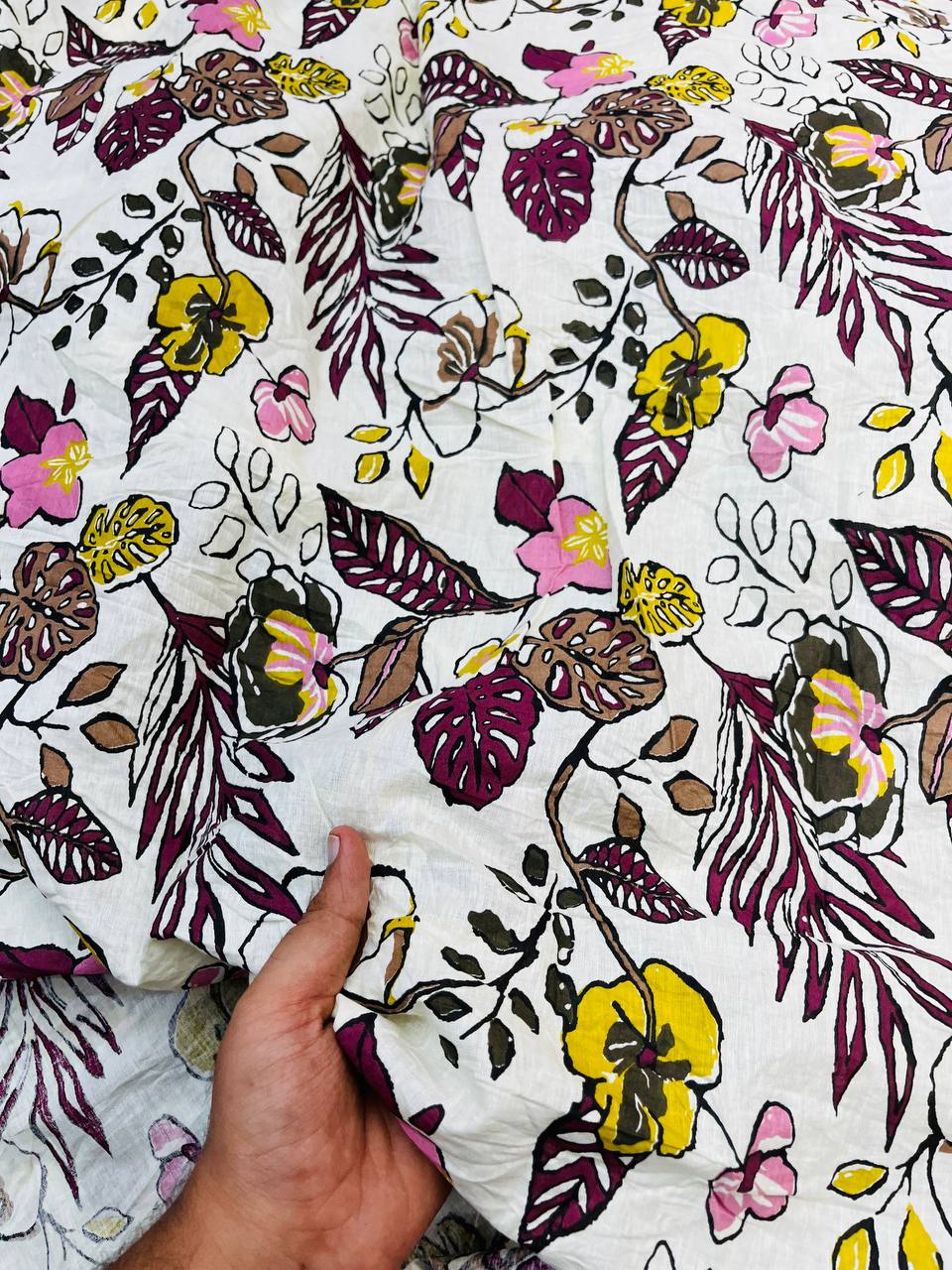 (On SALE Prices) Premium Pure Cotton 80*80 Printed Complete Suit Set