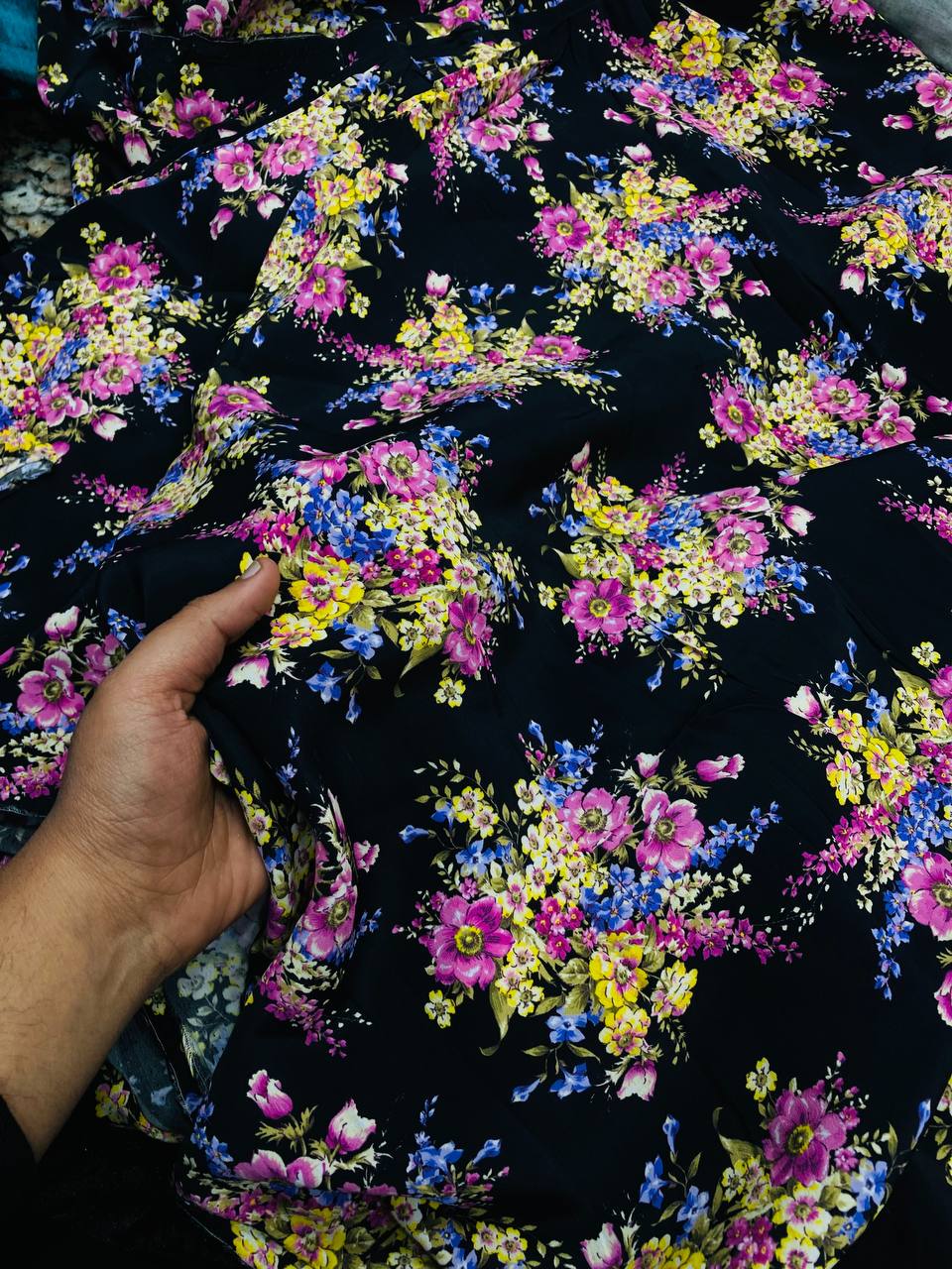 Most Premium Natural CREPE PRINTED FABRIC (Big WIDTH!!)