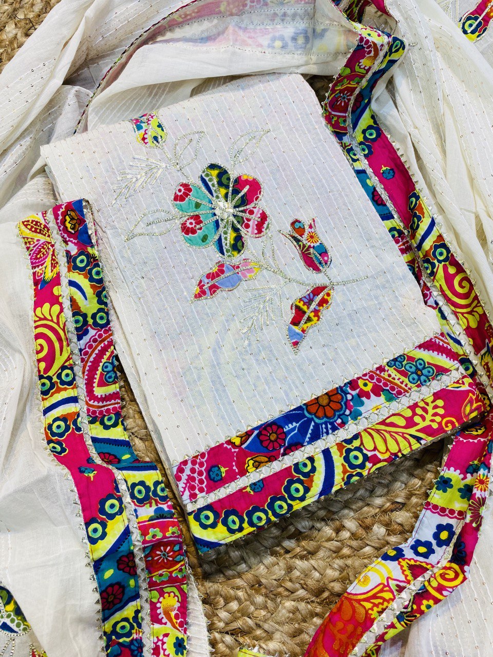 (SALE Prices) Most Premium Quality Of Suits