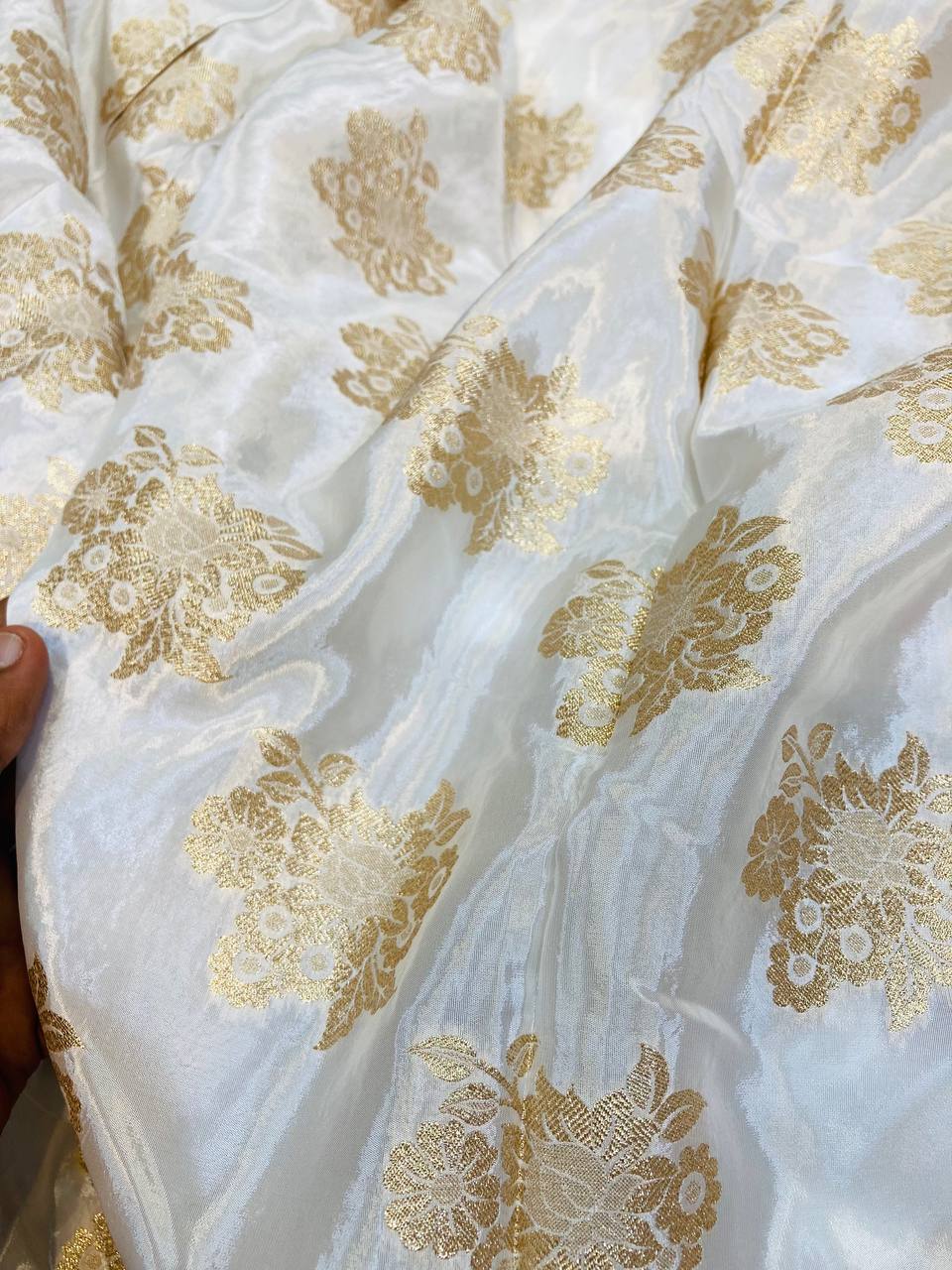 Most Premium Pure Crepe Banarasi Jacquard FABRIC (Dyeable Also)