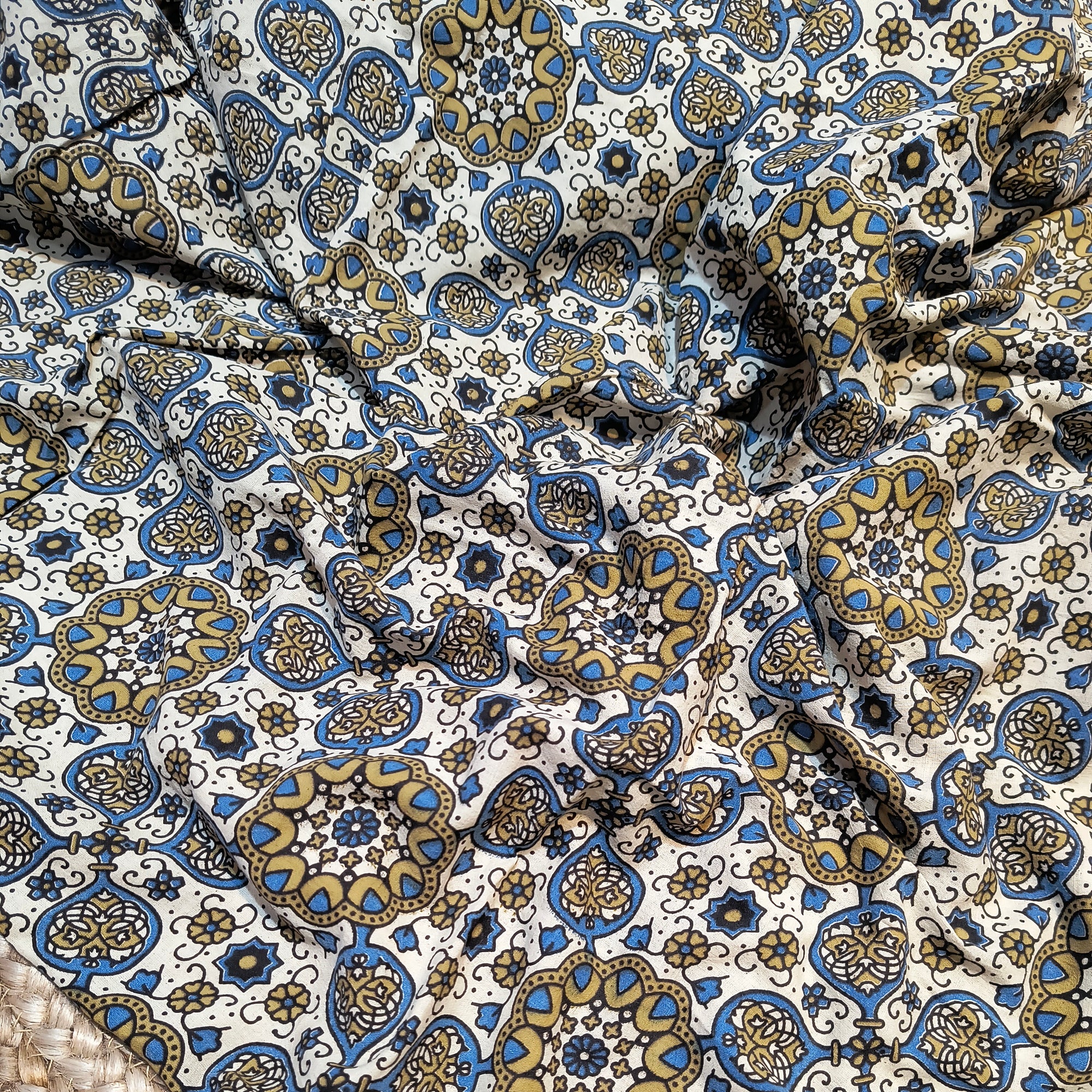 (Cut Piece SALE Fabric) Premium Pure Digital Printed FABRIC (Cut SIZE: 3.50 Meter)