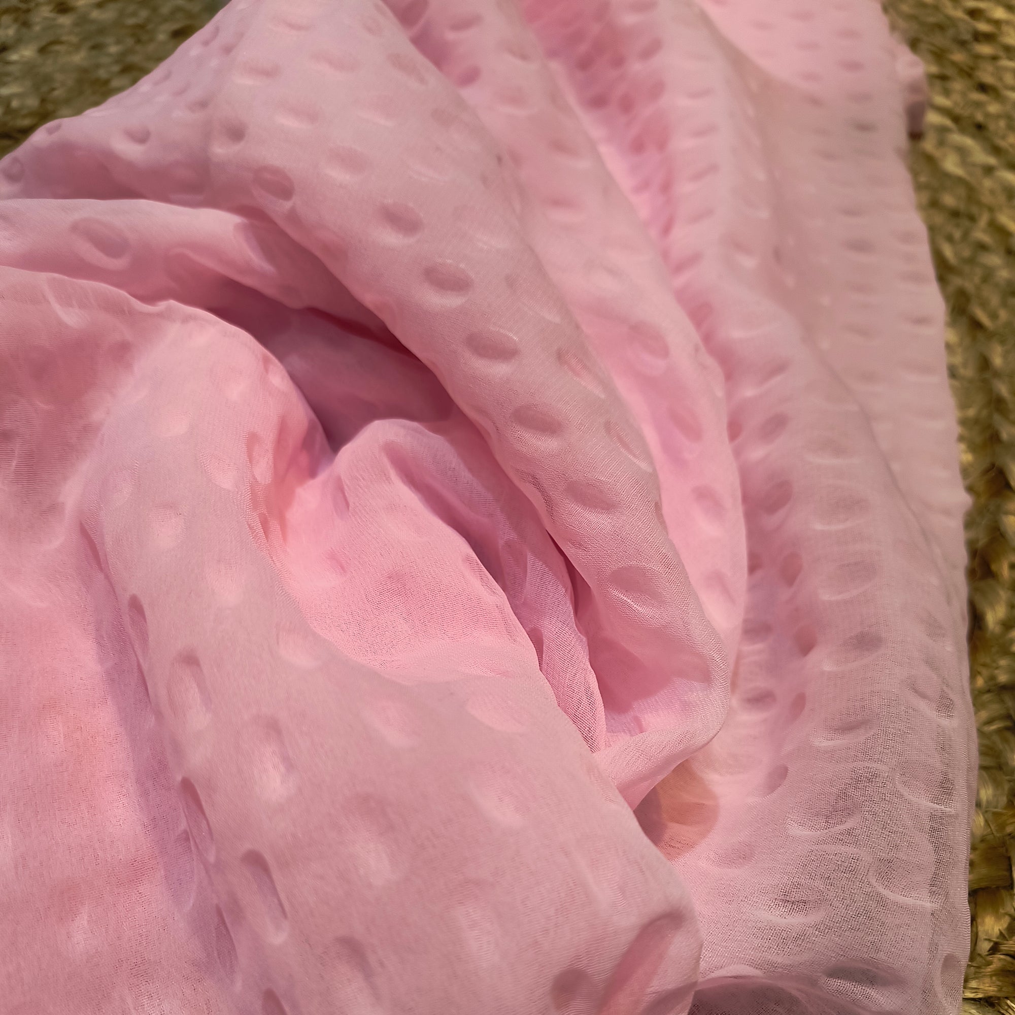 (Cut Piece SALE Fabric) Premium Pure Crushed Georgette FABRIC - 2 Meter Cut Size